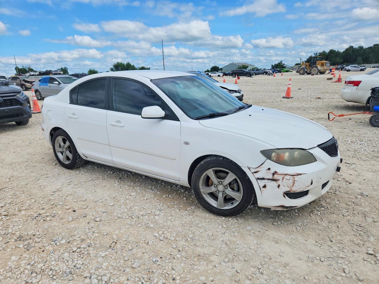 2004 Mazda 3 I White vin: JM1BK12F141130136
