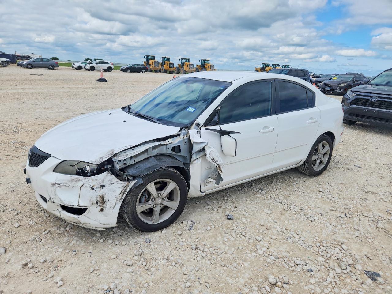 2004 Mazda 3 I White vin: JM1BK12F141130136