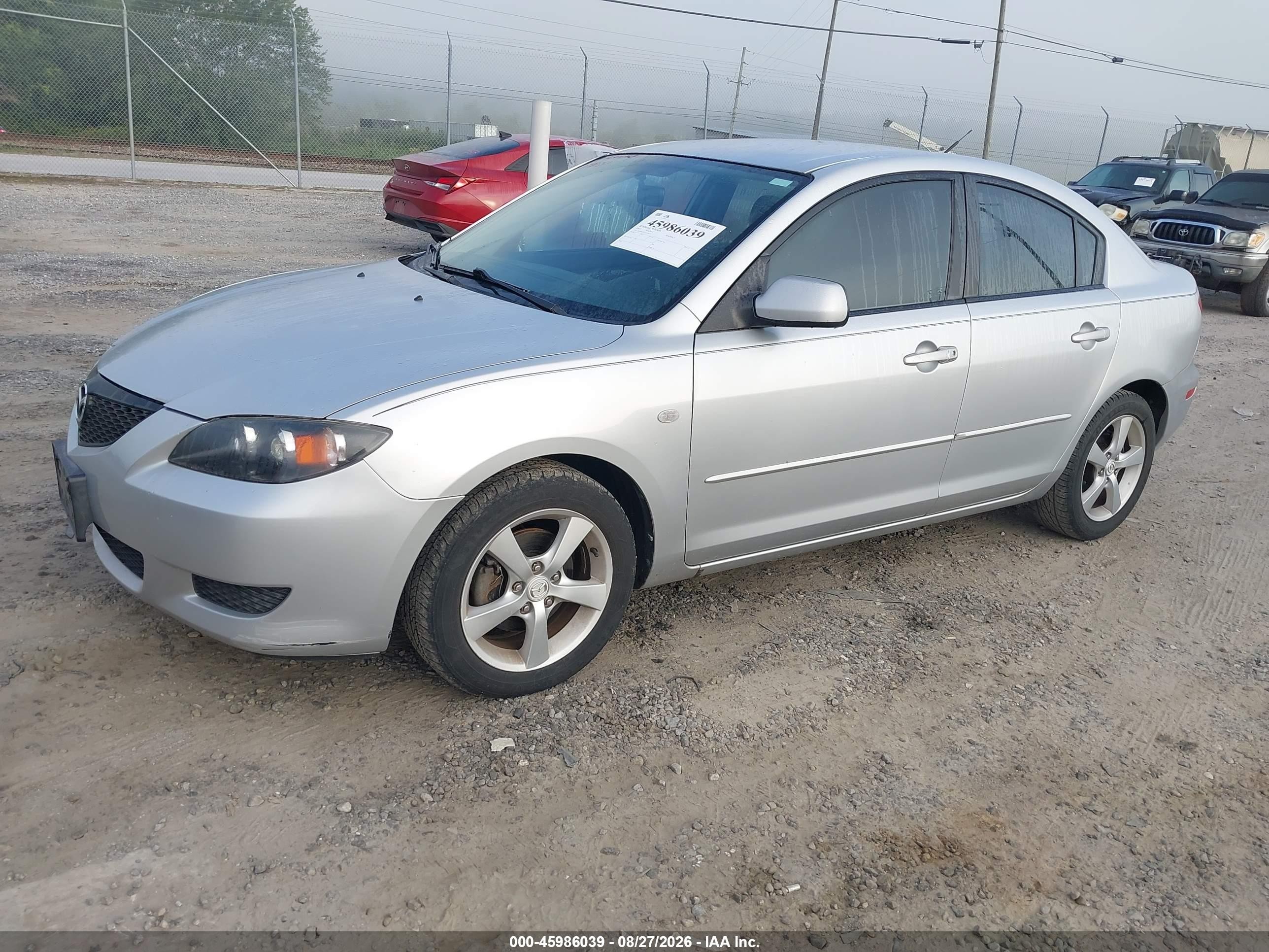 2005 Mazda Mazda3 I Silver vin: JM1BK12F151298151