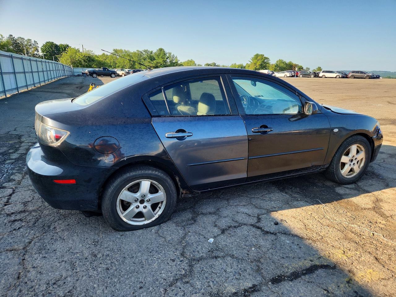 2007 Mazda 3 I Черный vin: JM1BK12F171659963