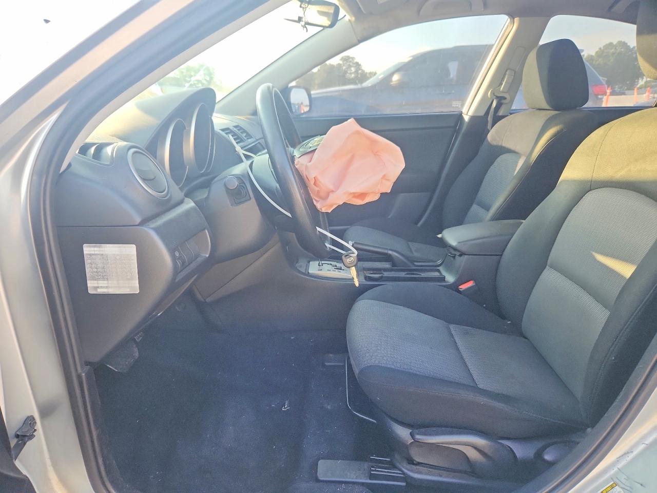 2007 Mazda 3 I Серебряный vin: JM1BK12F171713326