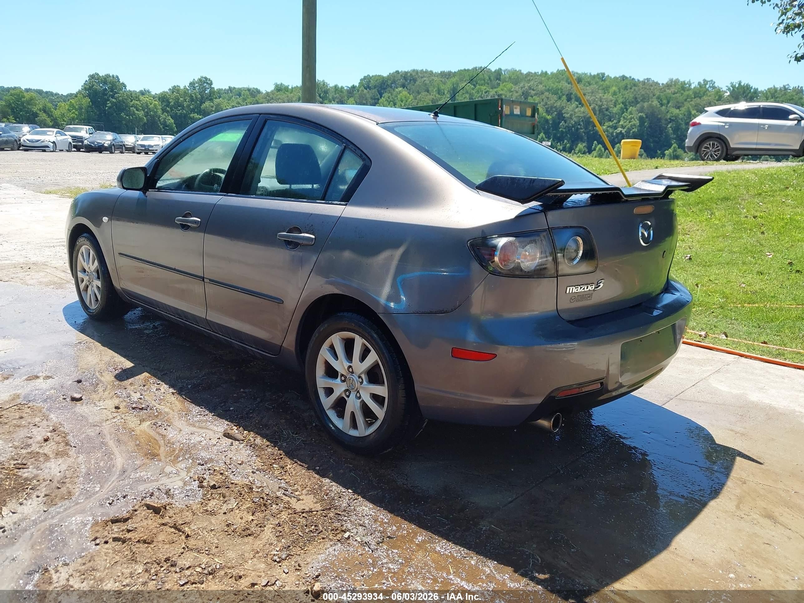 2007 Mazda Mazda3 I Серый vin: JM1BK12F171766463