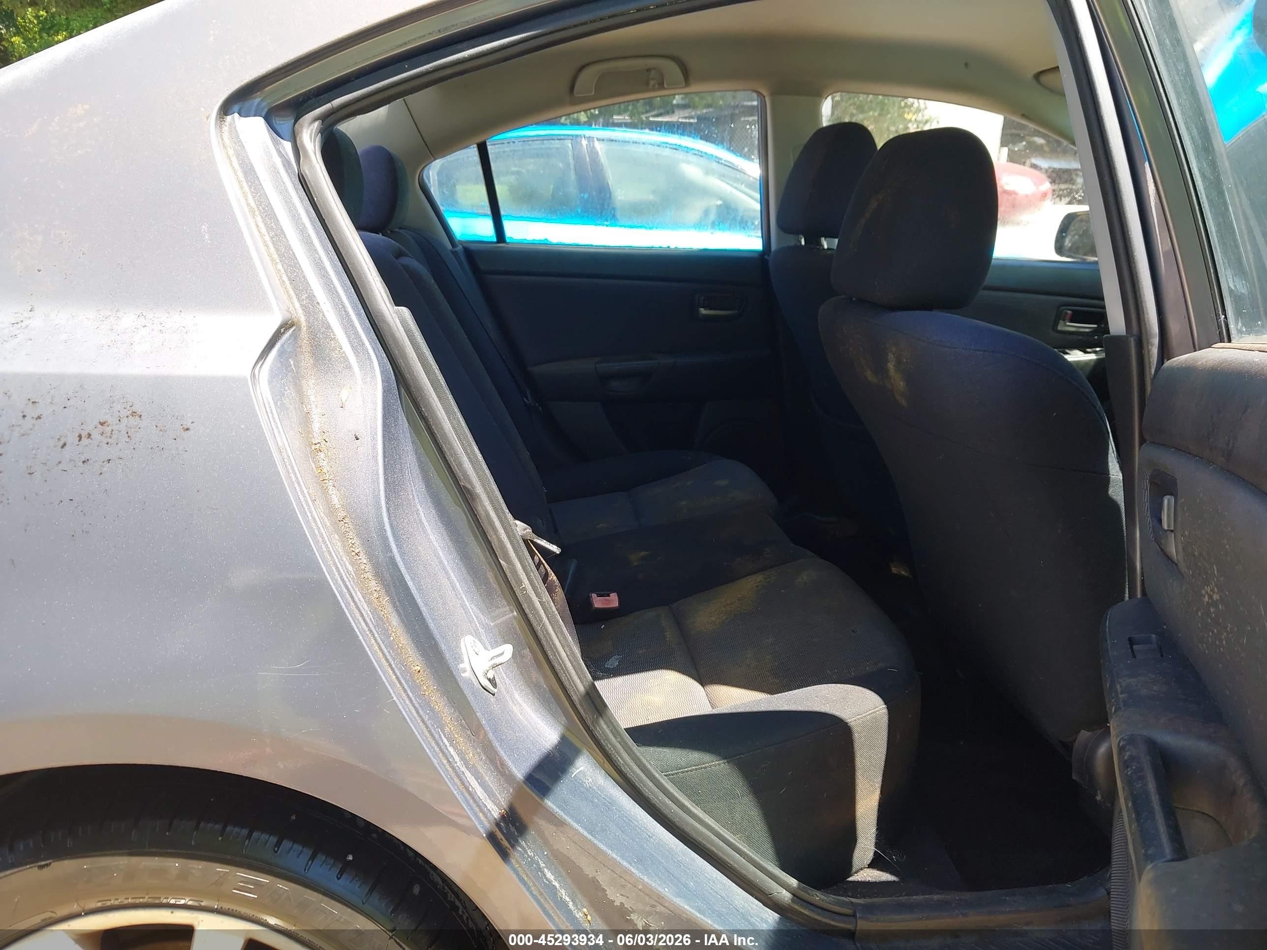 2007 Mazda Mazda3 I Серый vin: JM1BK12F171766463
