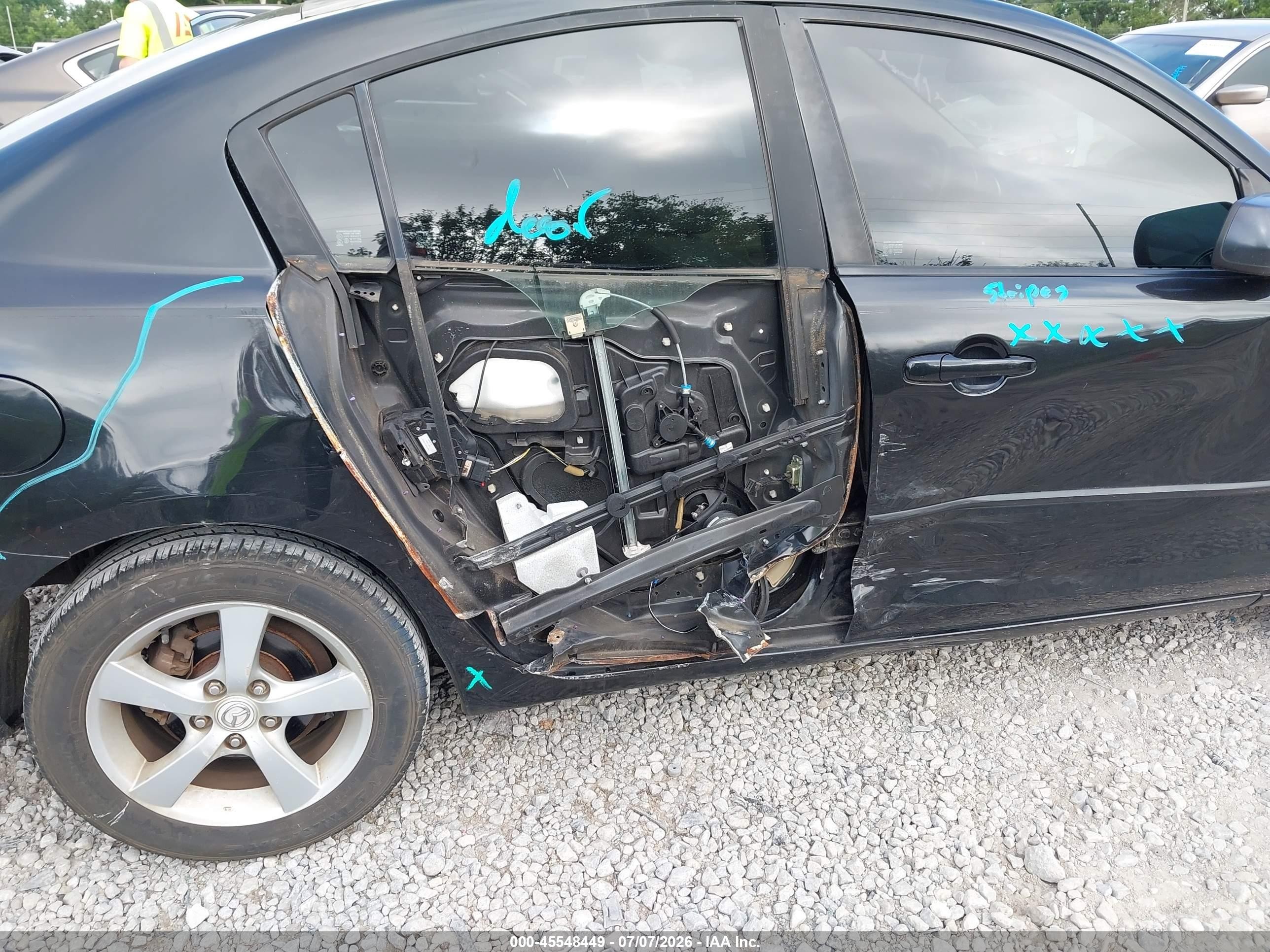 2006 Mazda Mazda3 I Touring Black vin: JM1BK12F261450438