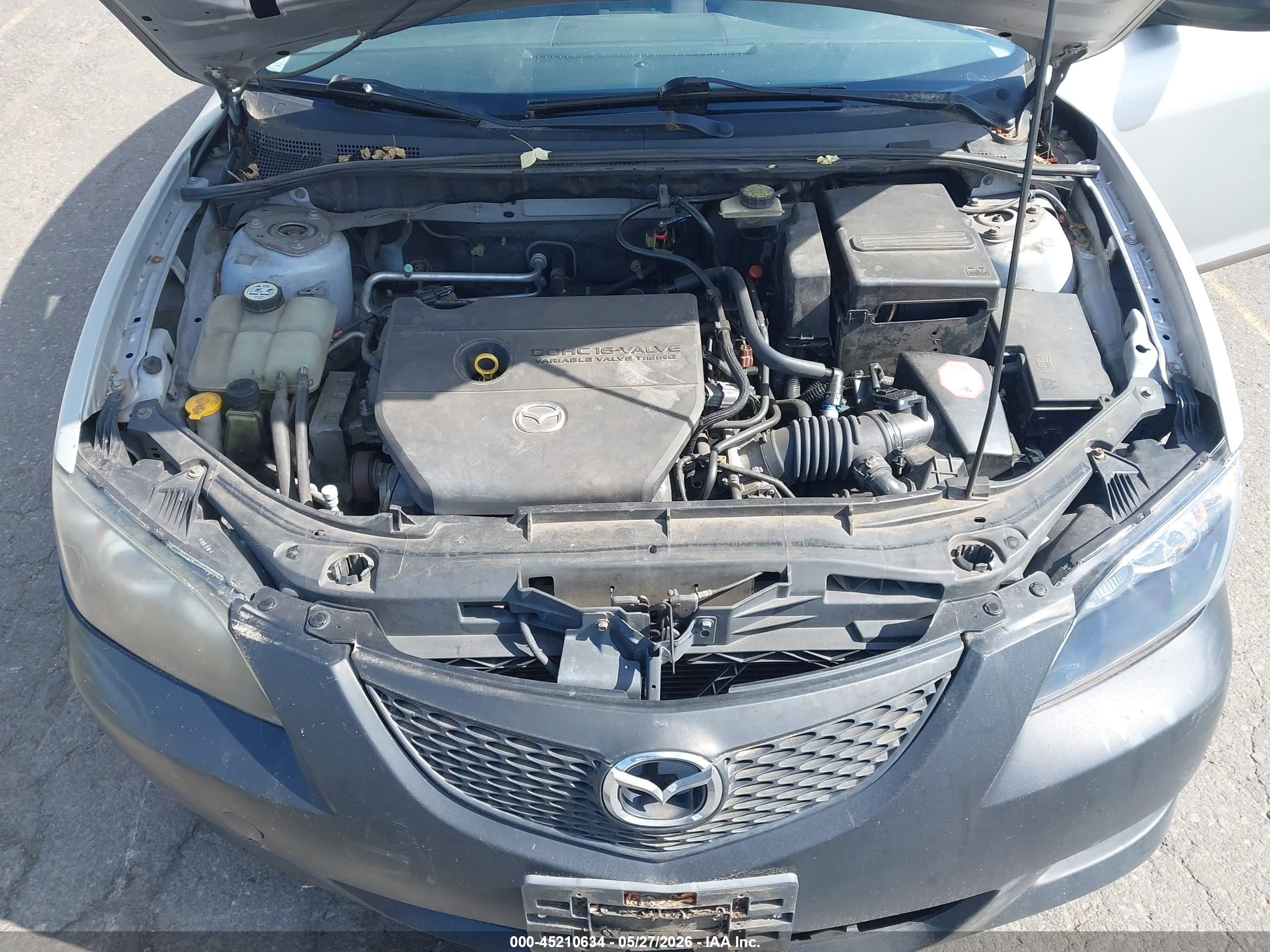 2006 Mazda Mazda3 I Silver vin: JM1BK12F261482208