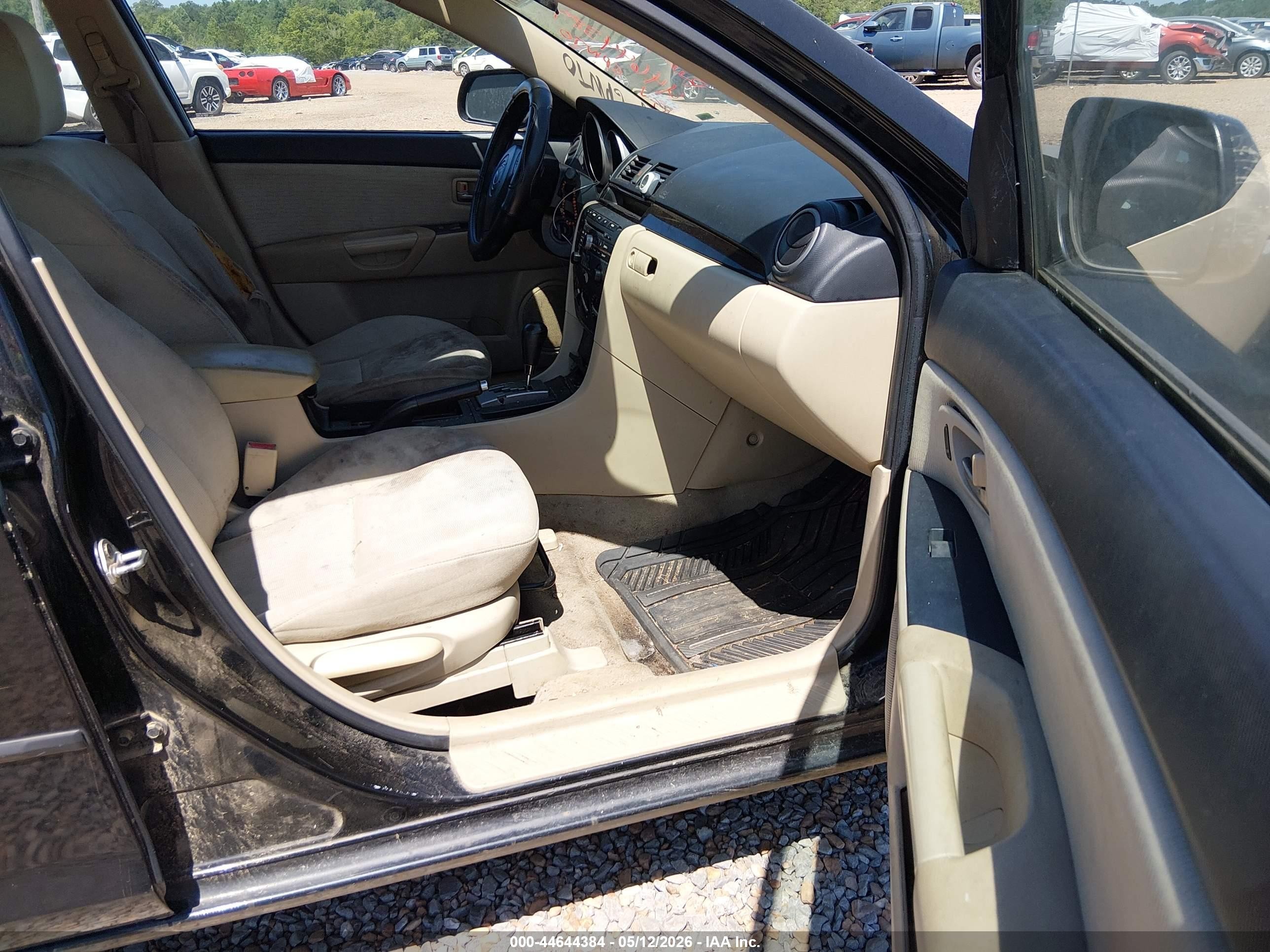2008 Mazda Mazda3 I Black vin: JM1BK12F281776694
