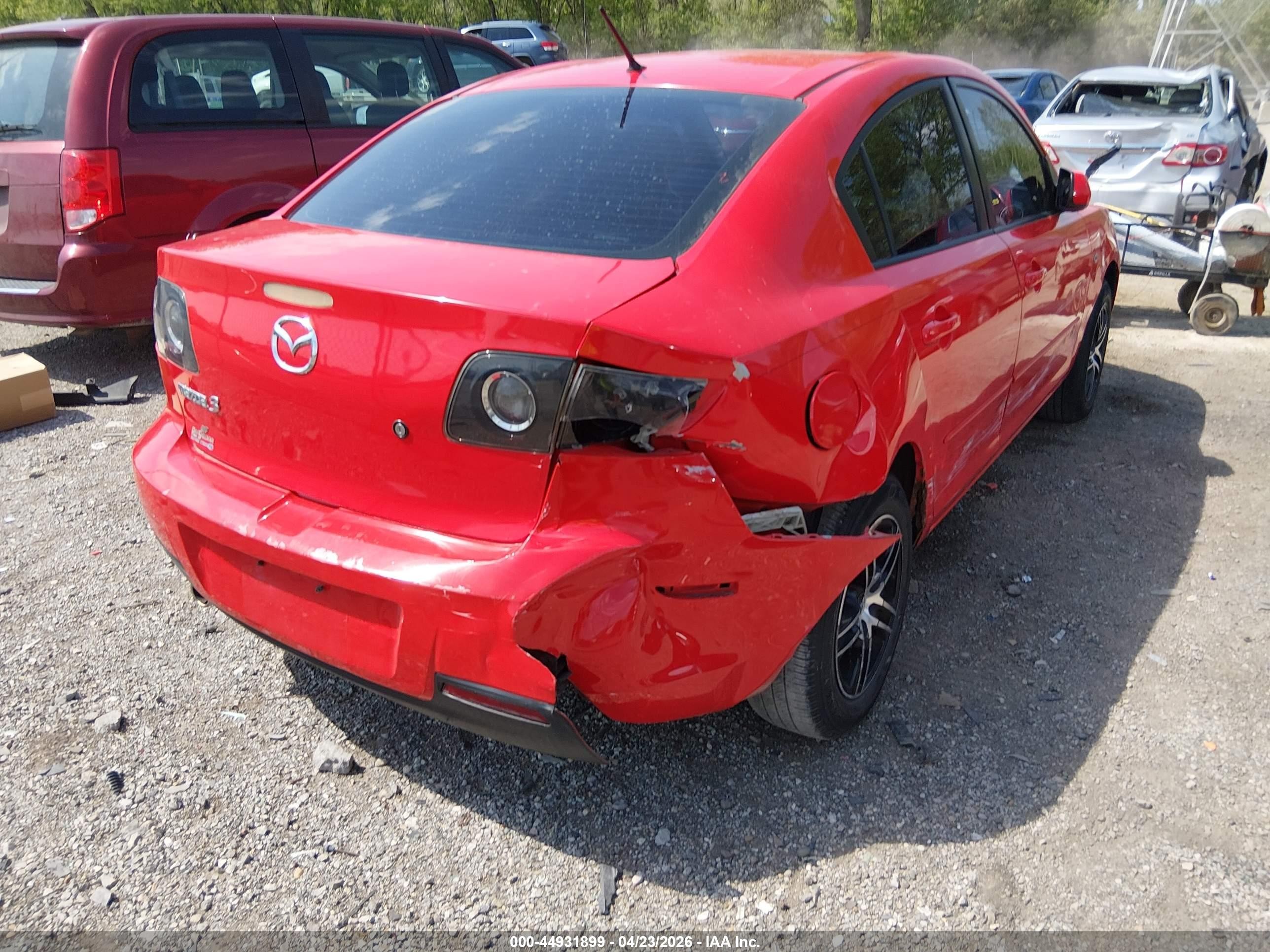 2008 Mazda Mazda3 I Sport Red vin: JM1BK12F281792930
