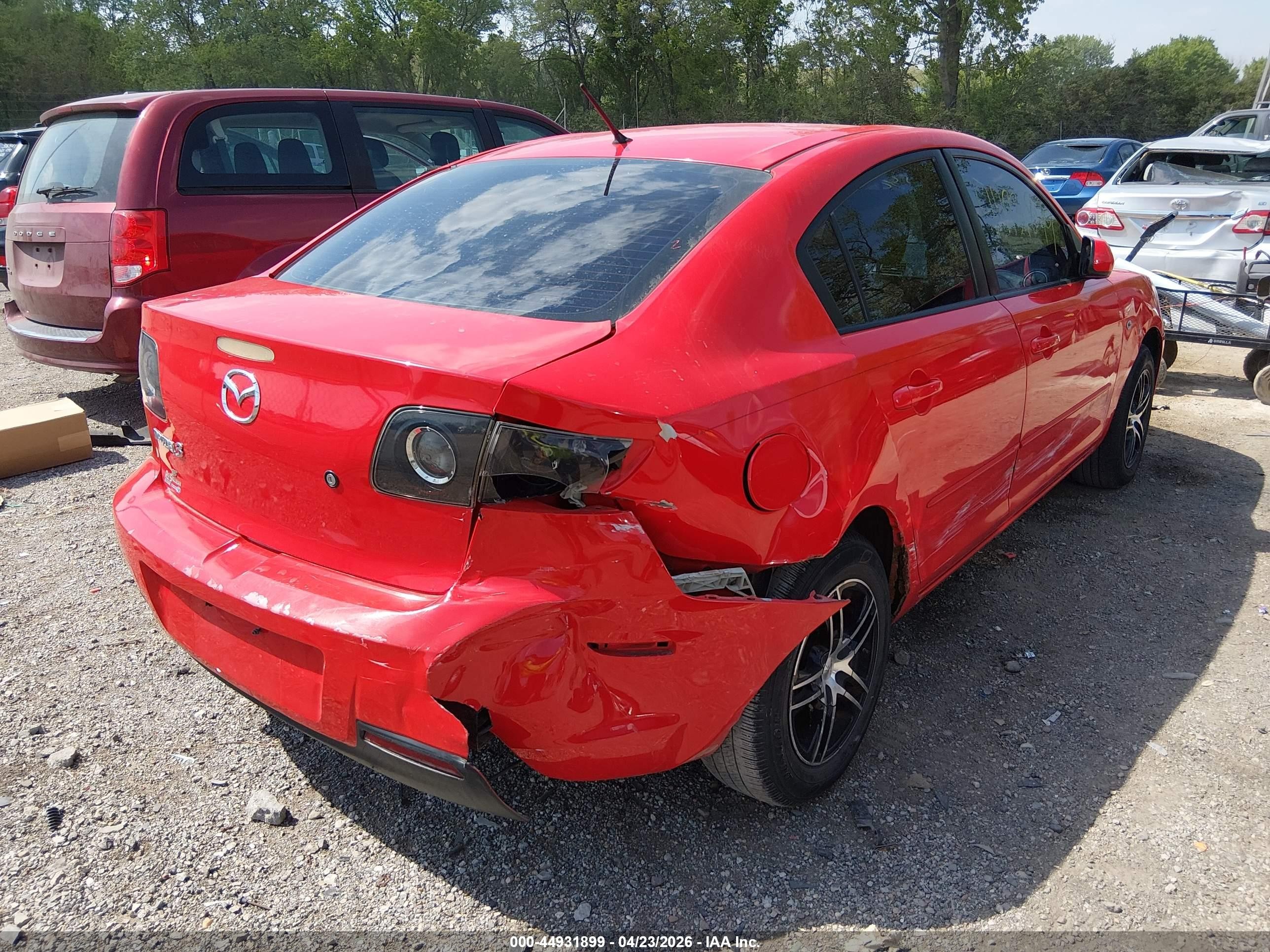 2008 Mazda Mazda3 I Sport Red vin: JM1BK12F281792930