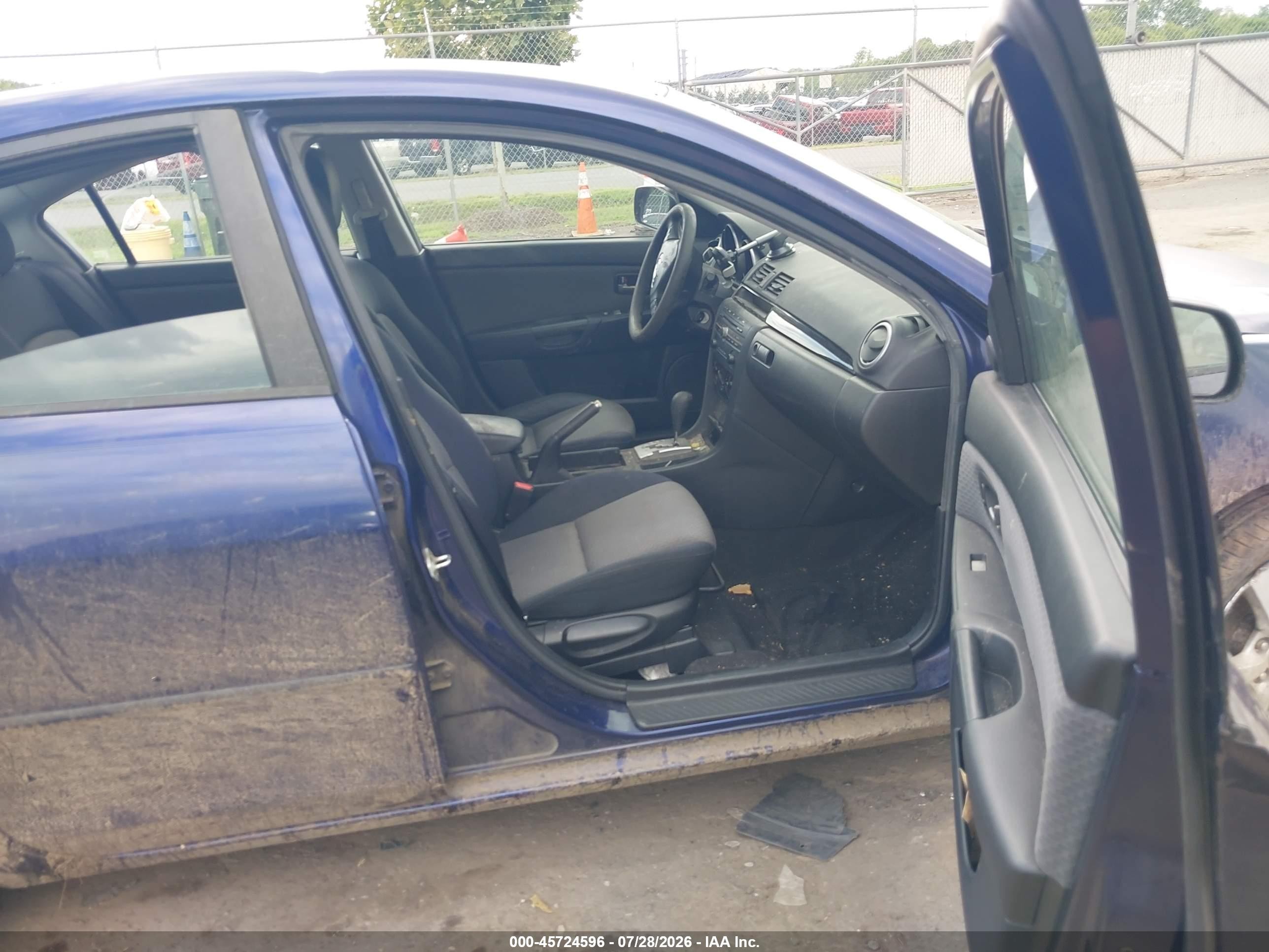 2006 Mazda Mazda3 I Touring Blue vin: JM1BK12F361481116