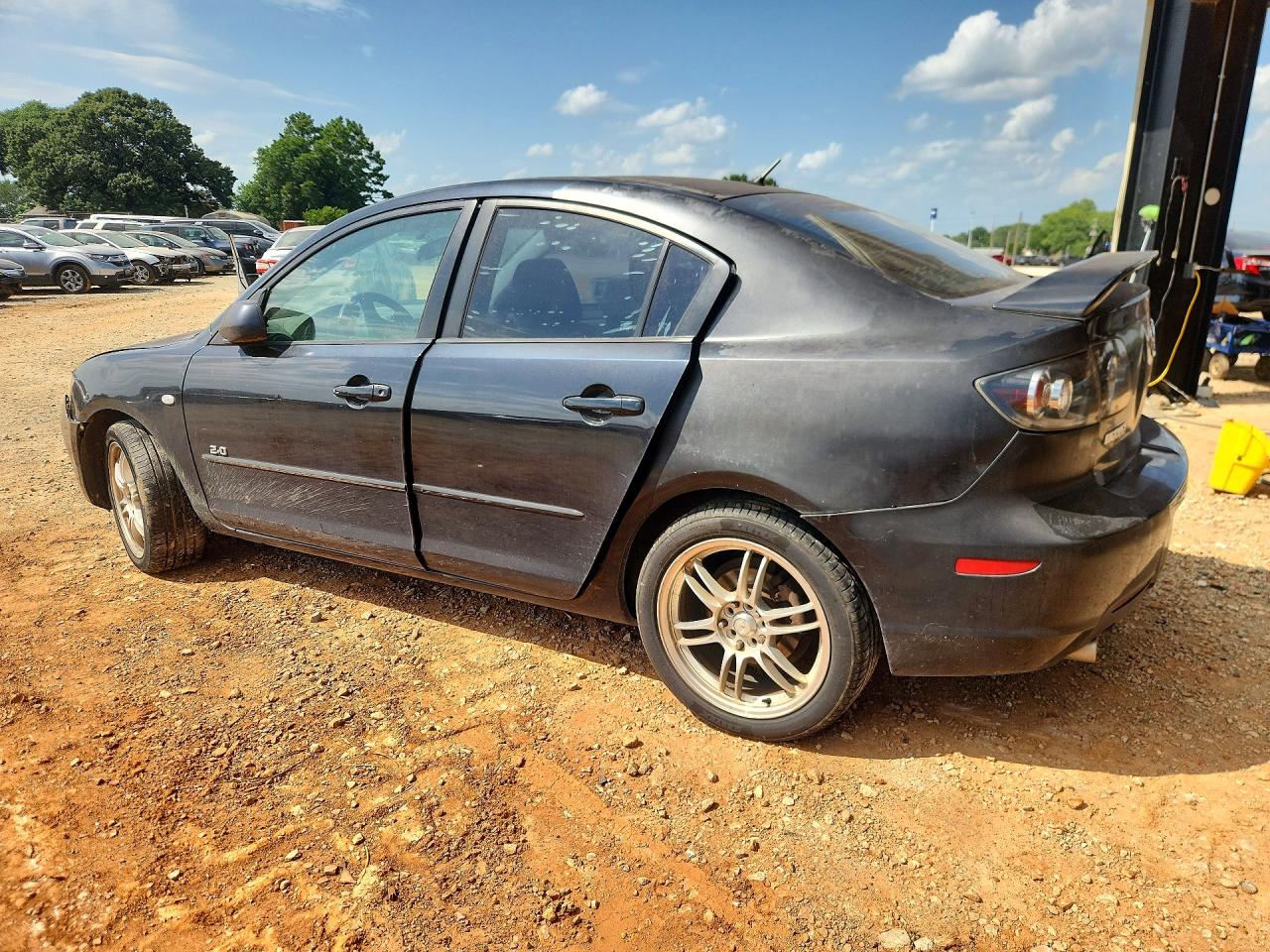 2007 Mazda 3 I Black vin: JM1BK12F371692186