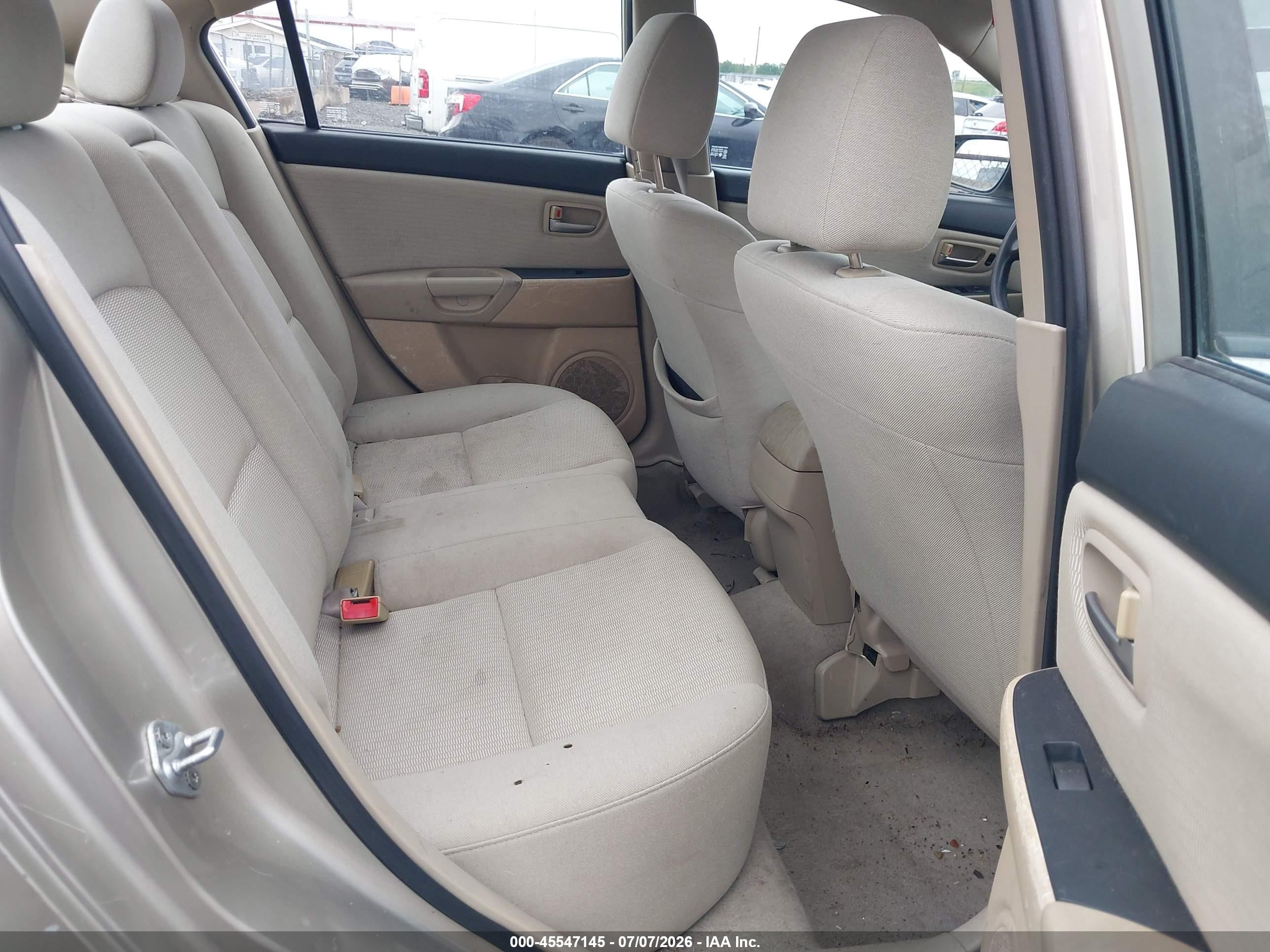 2008 Mazda Mazda3 I Золотой vin: JM1BK12F381823280