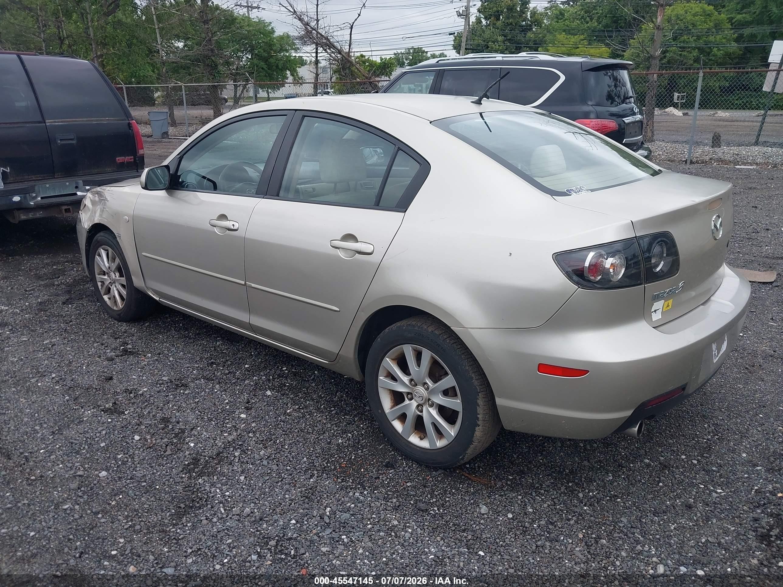 2008 Mazda Mazda3 I Золотой vin: JM1BK12F381823280