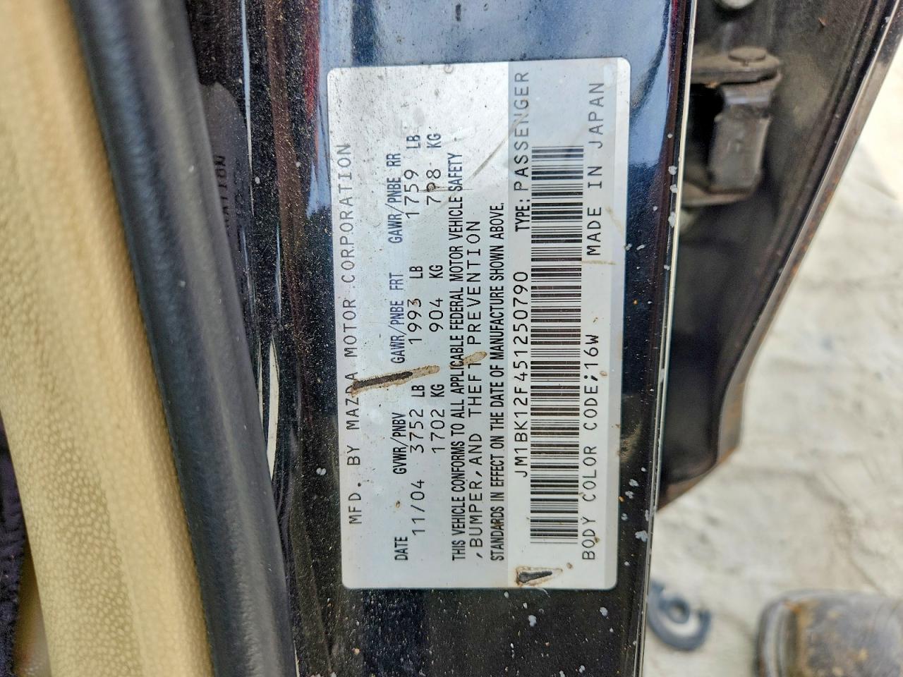 2005 Mazda 3 I Black vin: JM1BK12F451250790