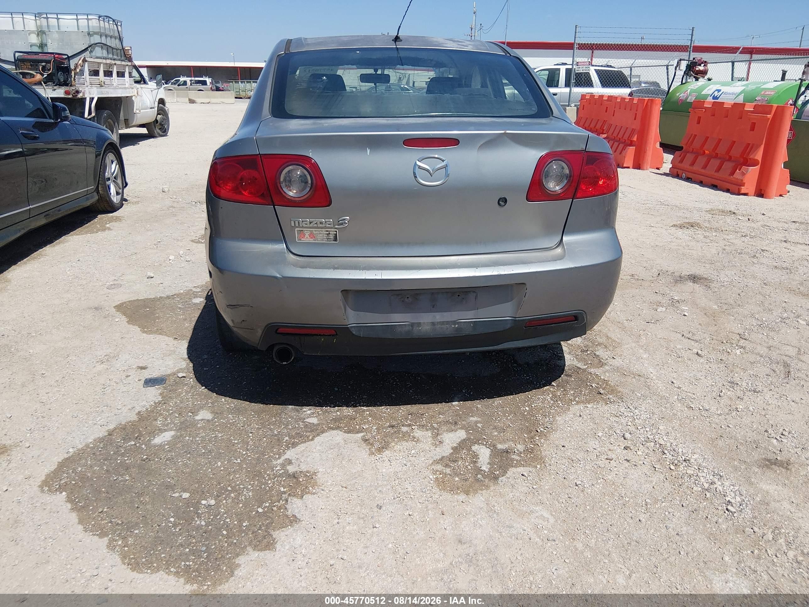 2006 Mazda Mazda3 I Touring Gray vin: JM1BK12F461501115
