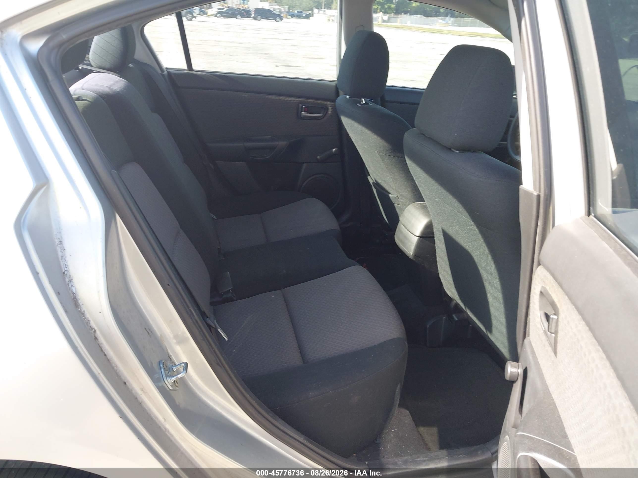 2006 Mazda 3 I Silver vin: JM1BK12F461534924