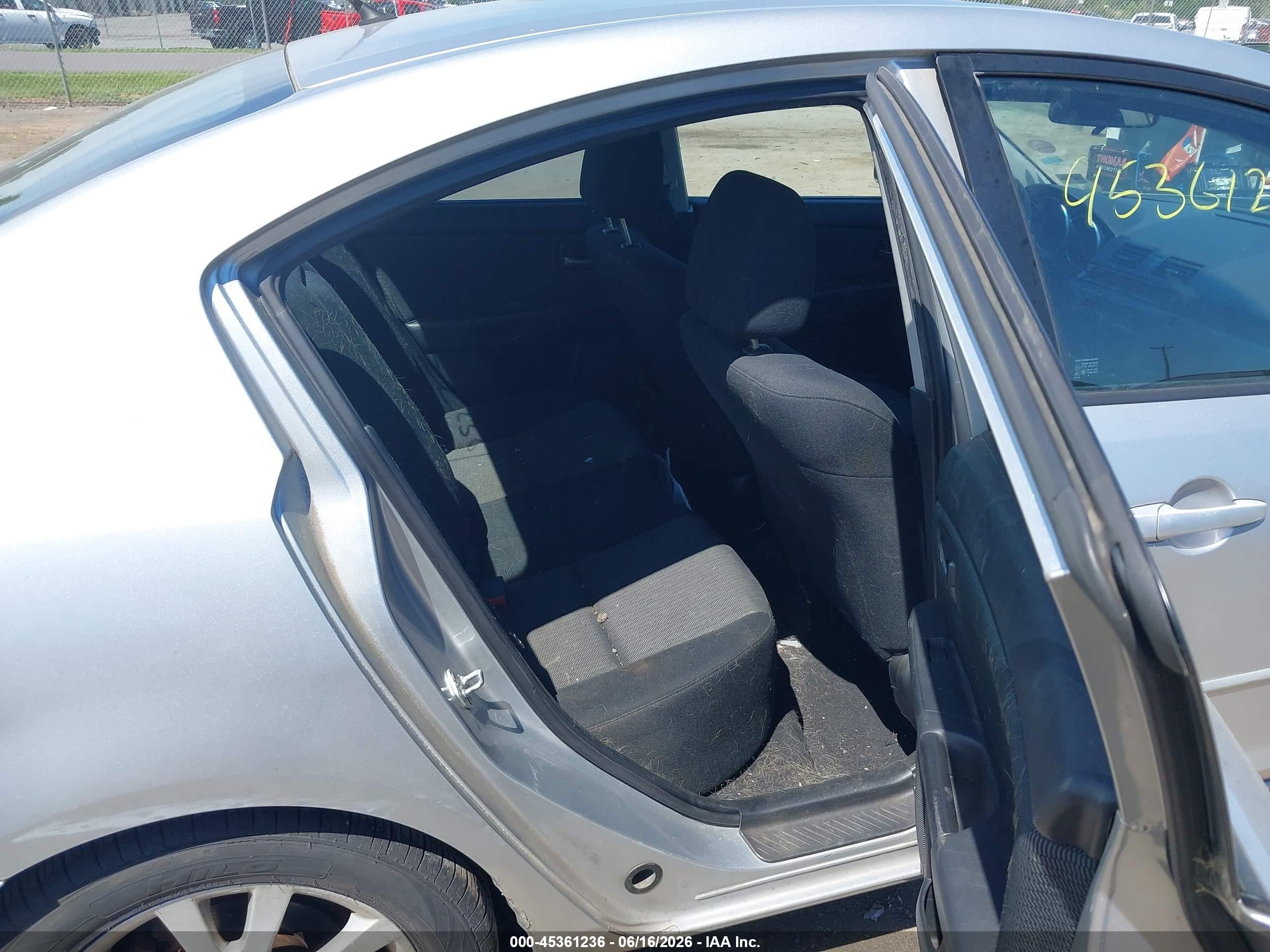 2007 Mazda Mazda3 I Silver vin: JM1BK12F471673470