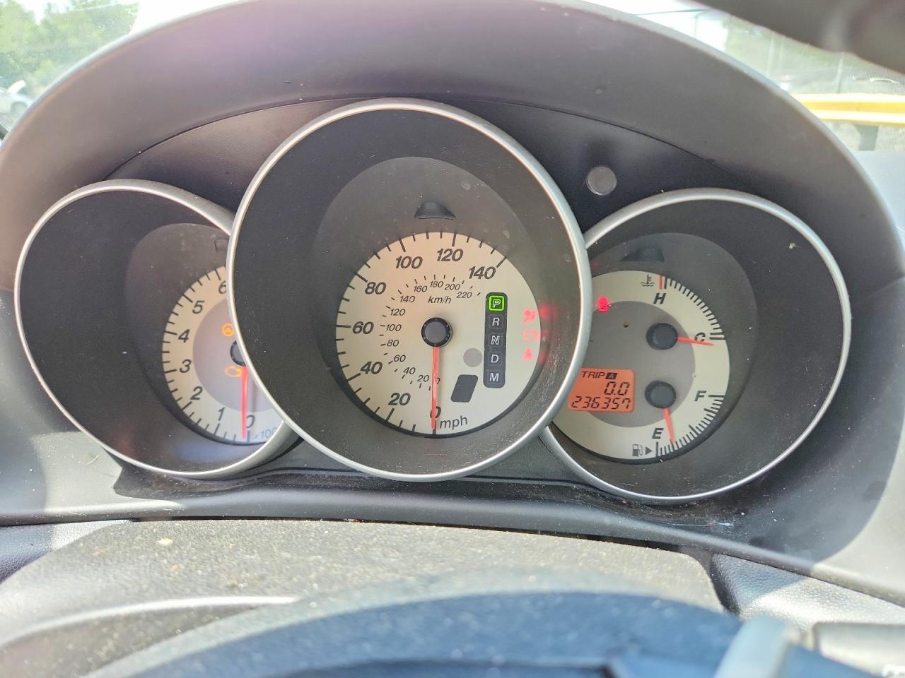 2007 Mazda Mazda3 Серебряный vin: JM1BK12F571639053