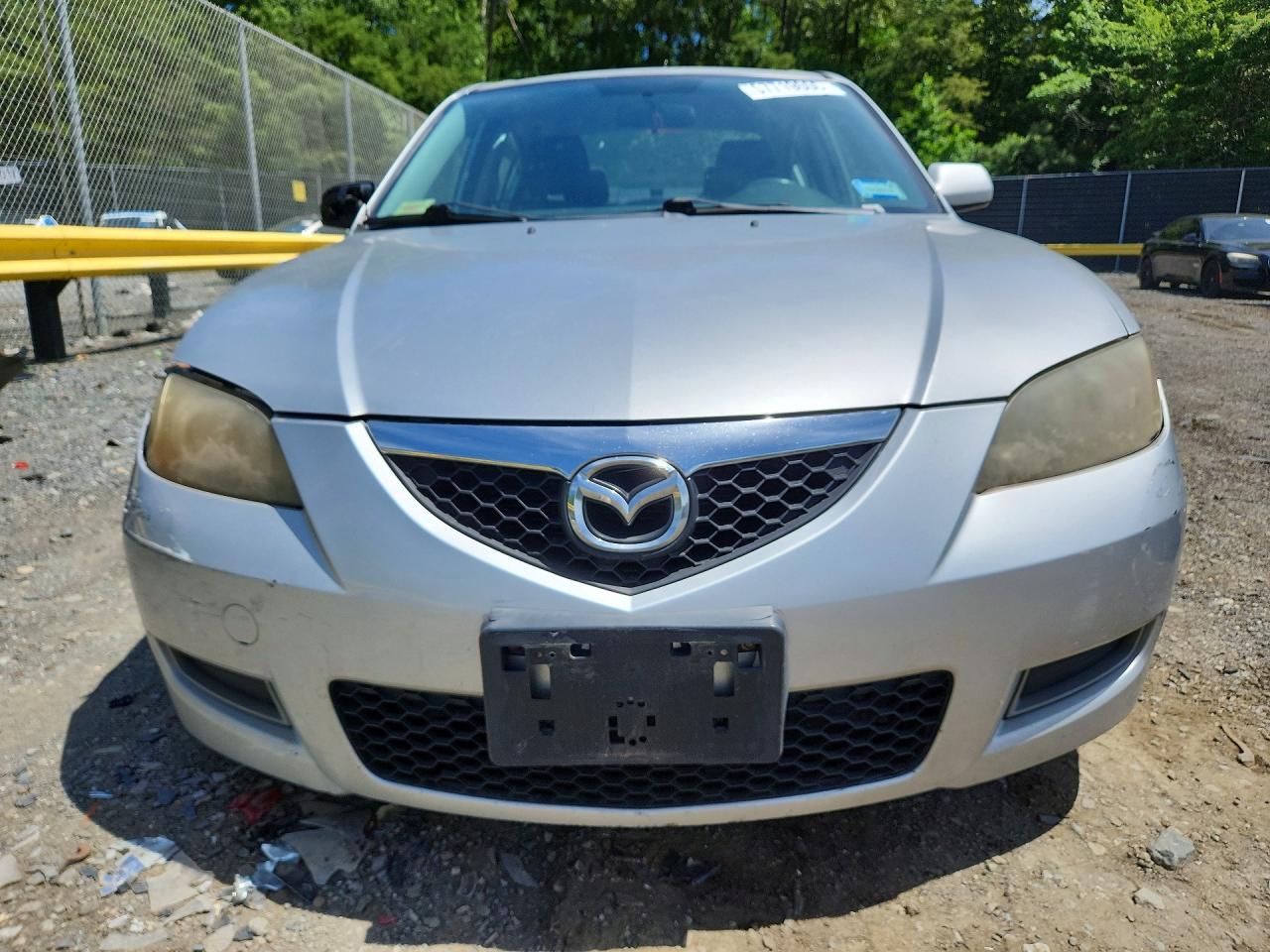 2007 Mazda Mazda3 Серебряный vin: JM1BK12F571639053