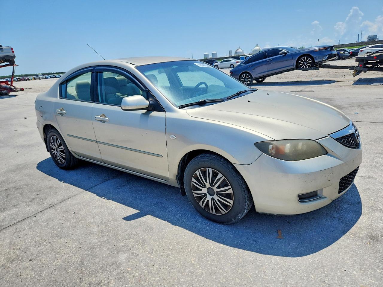2007 Mazda 3 I Beige vin: JM1BK12F571747060