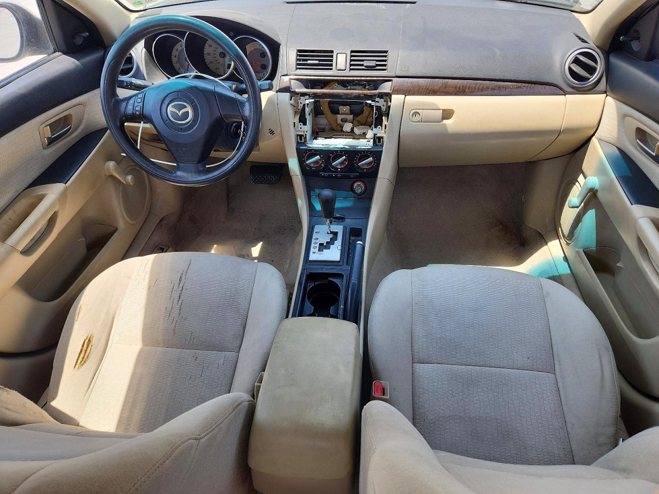 2007 Mazda 3 I Beige vin: JM1BK12F571747060