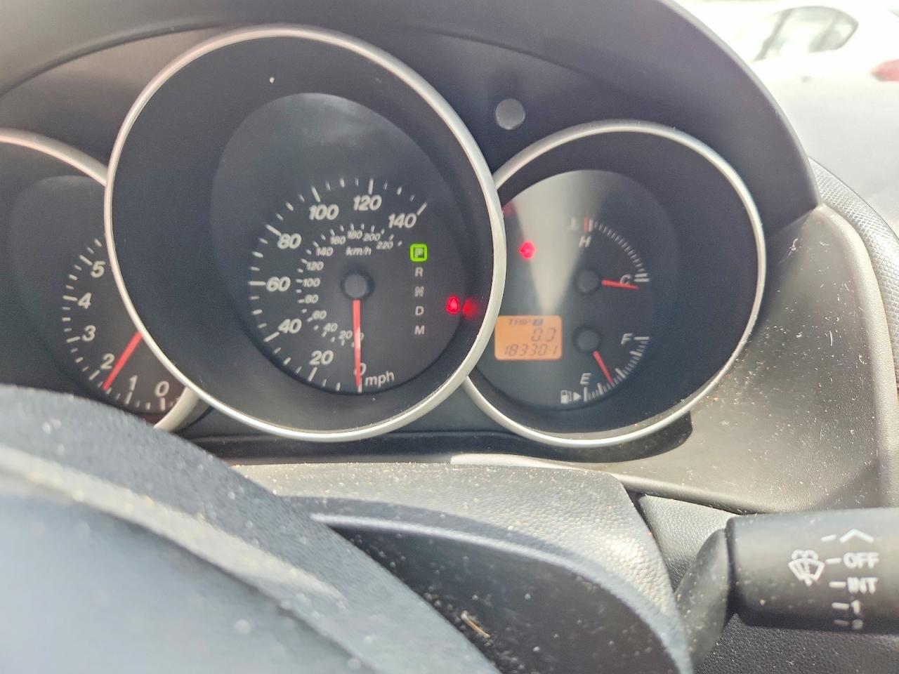 2005 Mazda 3 I Красный vin: JM1BK12F651248281