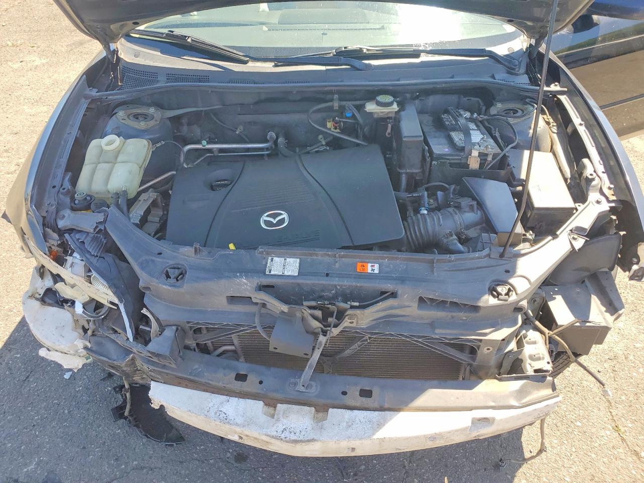 2004 Mazda 3 I Black vin: JM1BK12F741111896