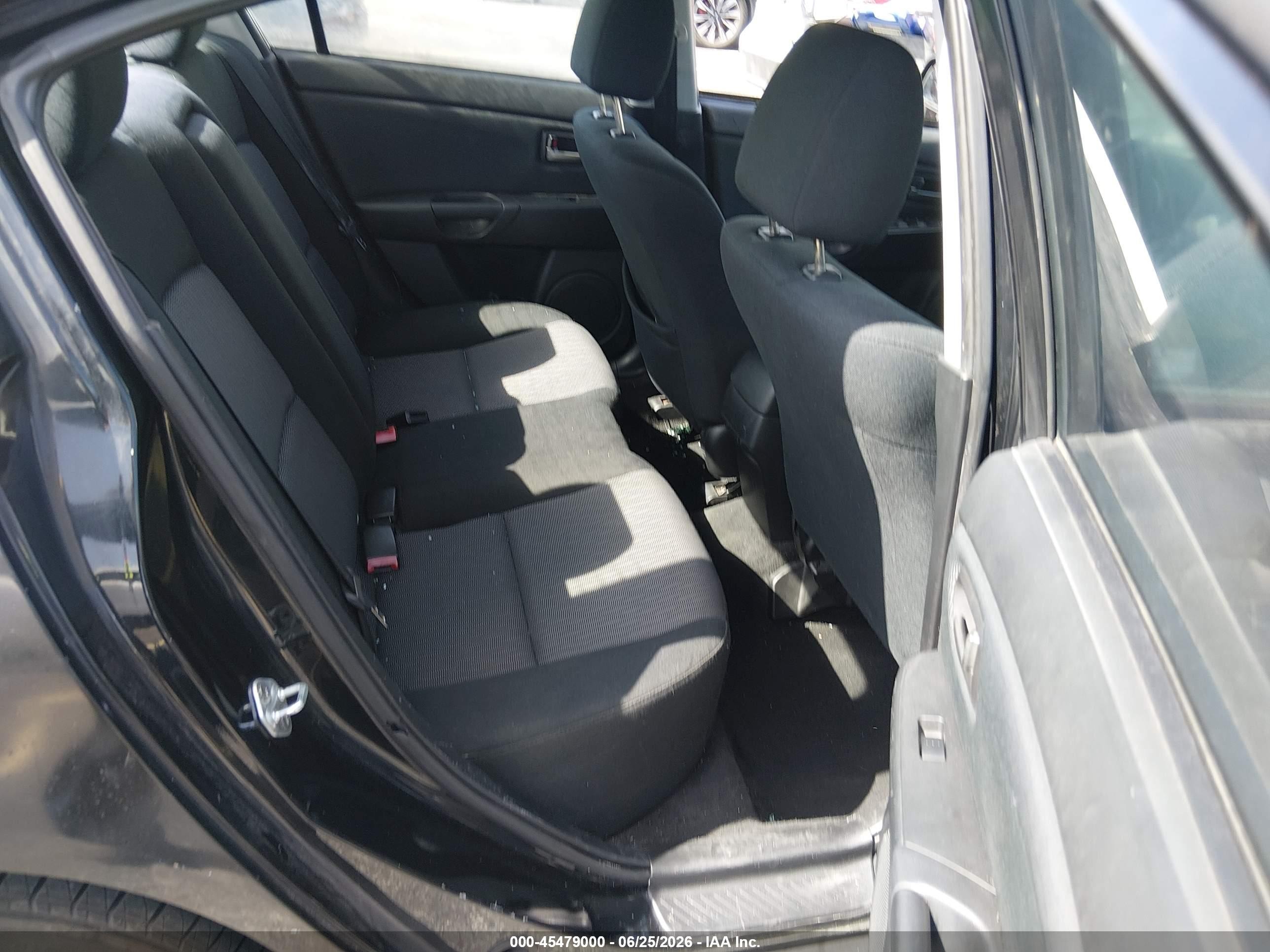 2007 Mazda Mazda3 I Black vin: JM1BK12F771734813