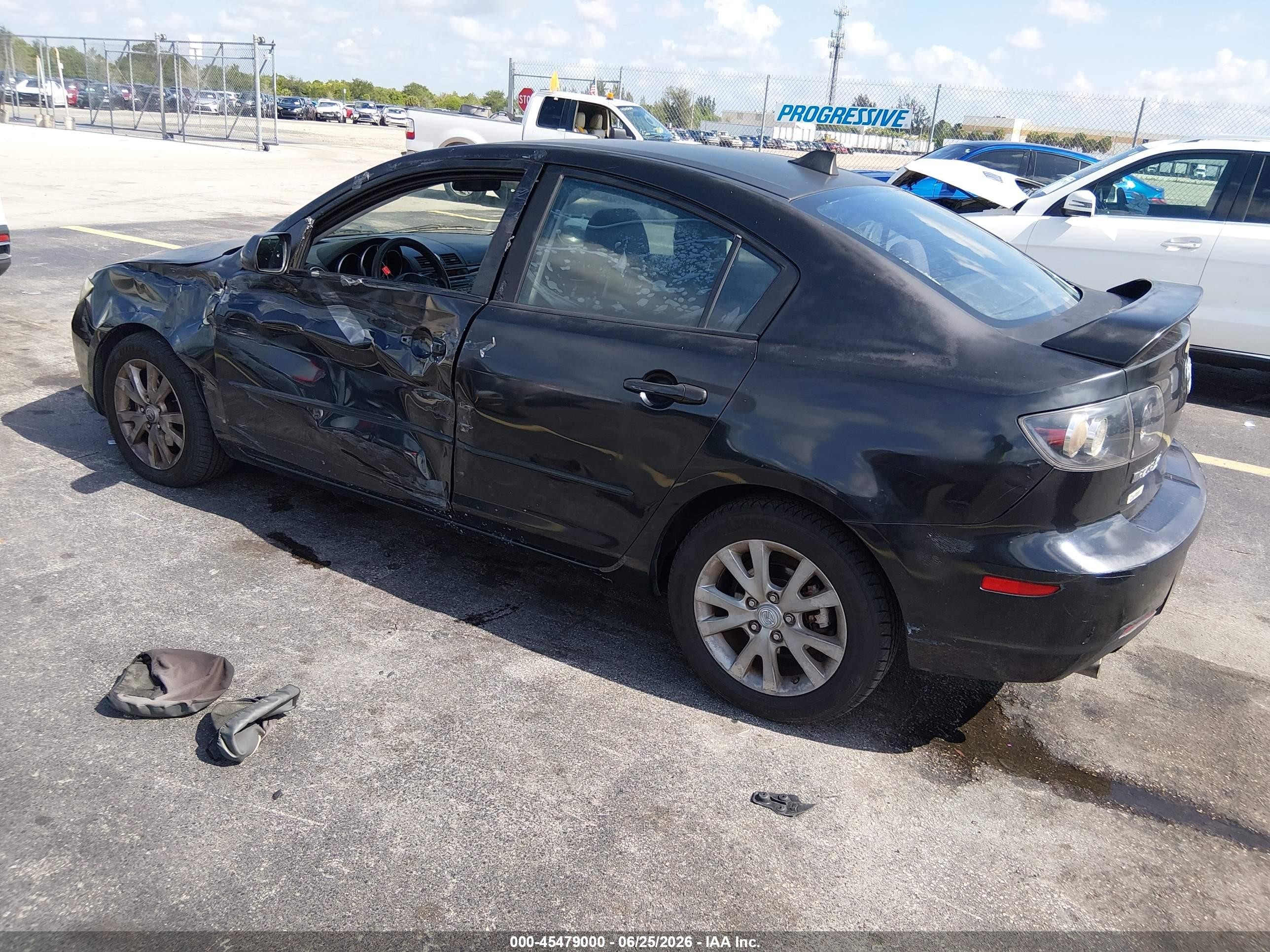 2007 Mazda Mazda3 I Black vin: JM1BK12F771734813