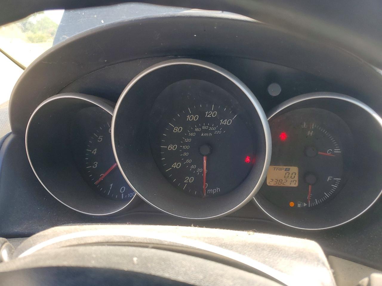 2004 Mazda 3 I Черный vin: JM1BK12F841215619