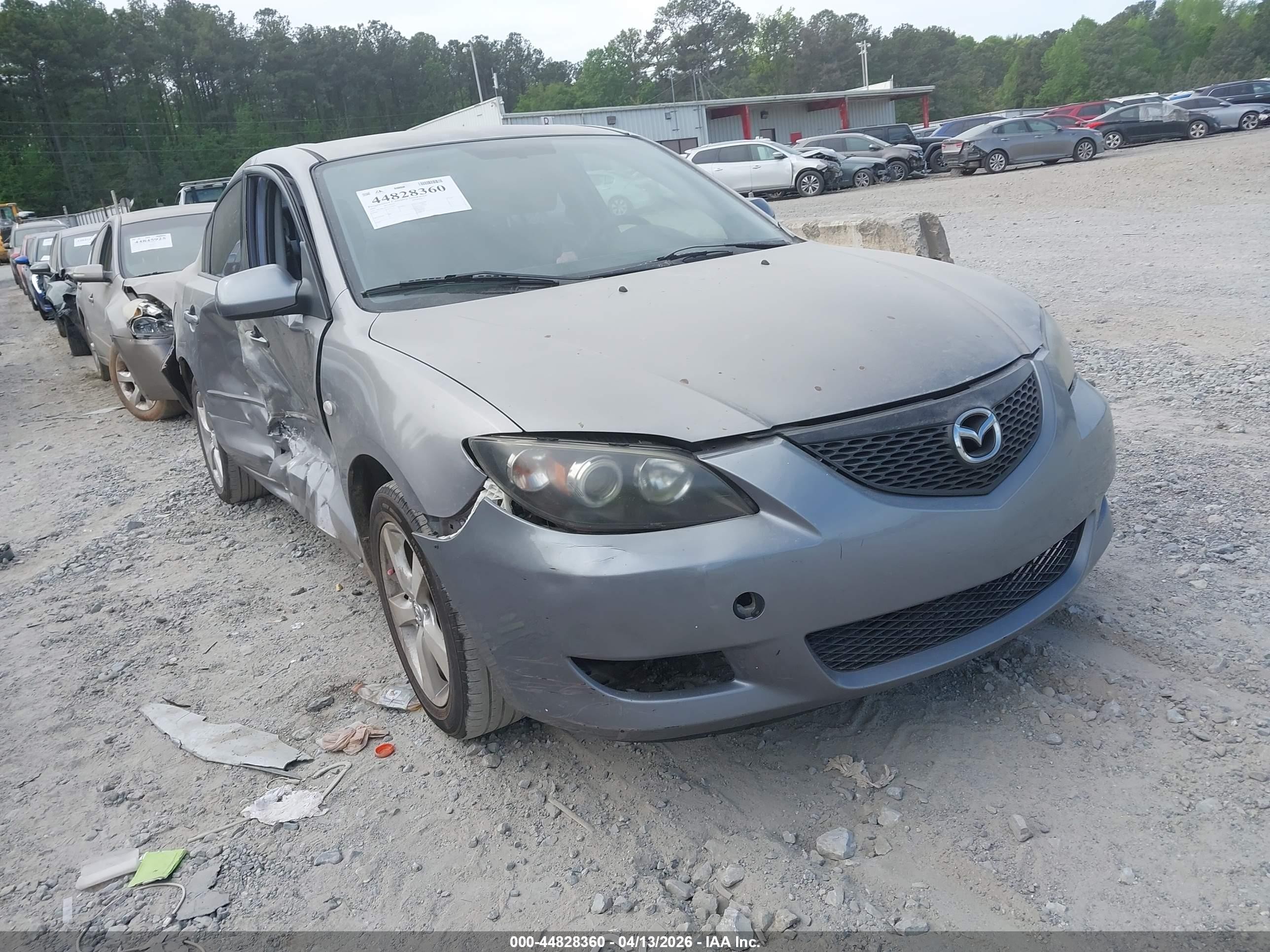2005 Mazda Mazda3 I Gray vin: JM1BK12F851326995