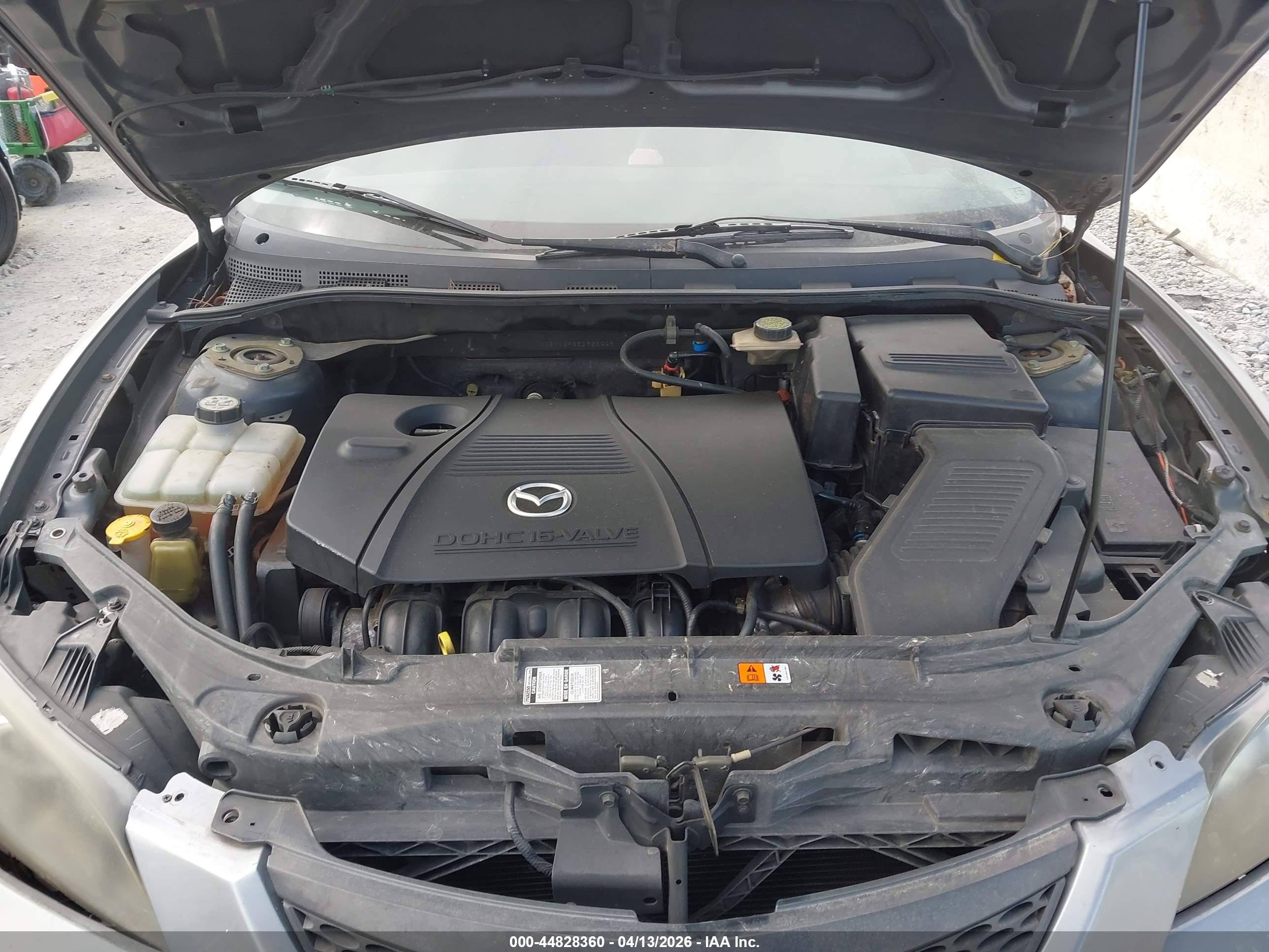 2005 Mazda Mazda3 I Gray vin: JM1BK12F851326995