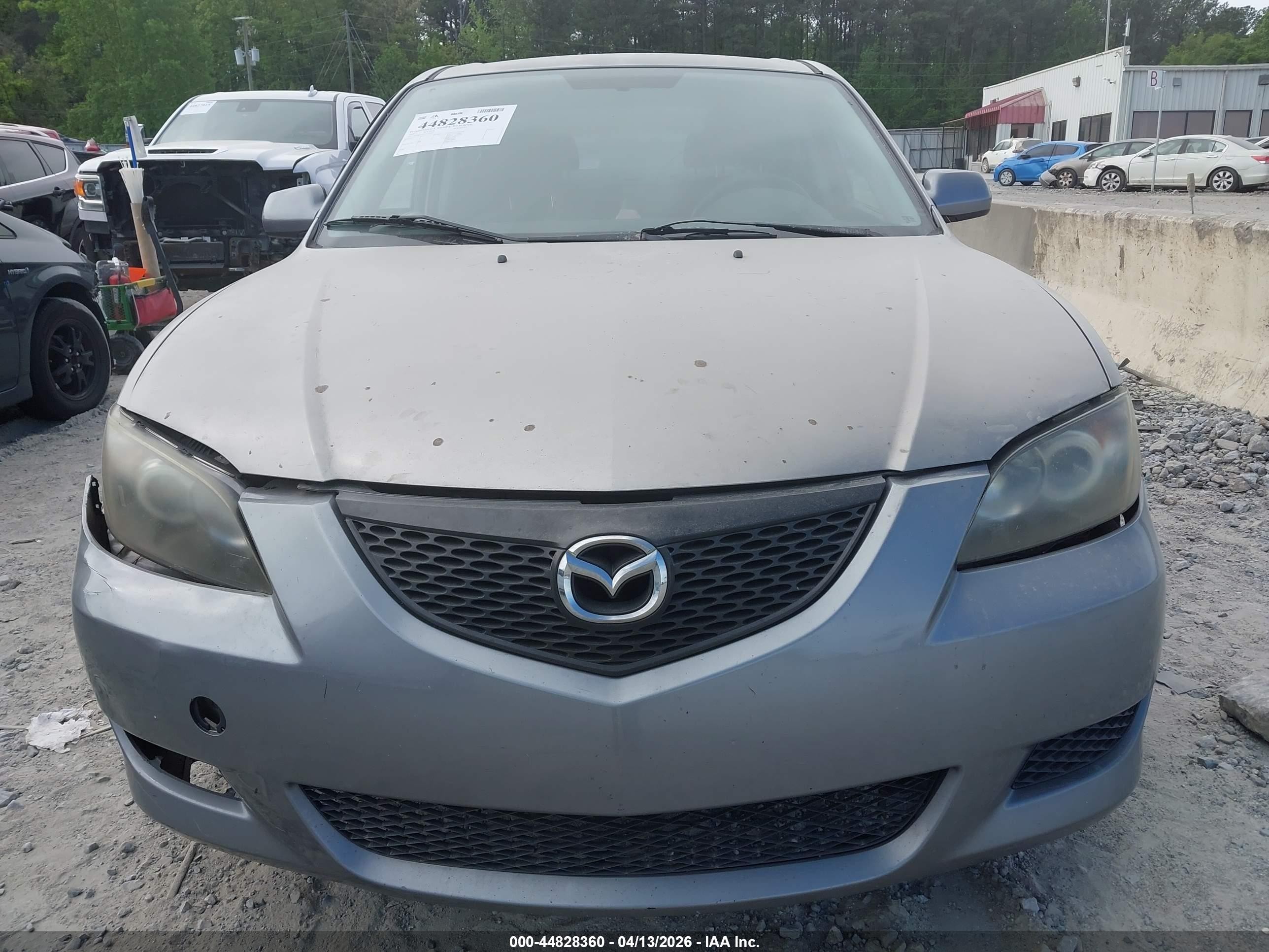 2005 Mazda Mazda3 I Gray vin: JM1BK12F851326995