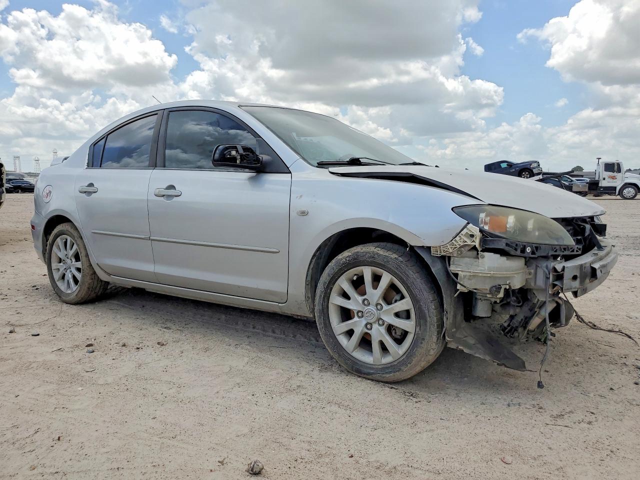2007 Mazda 3 I Silver vin: JM1BK12F871650483