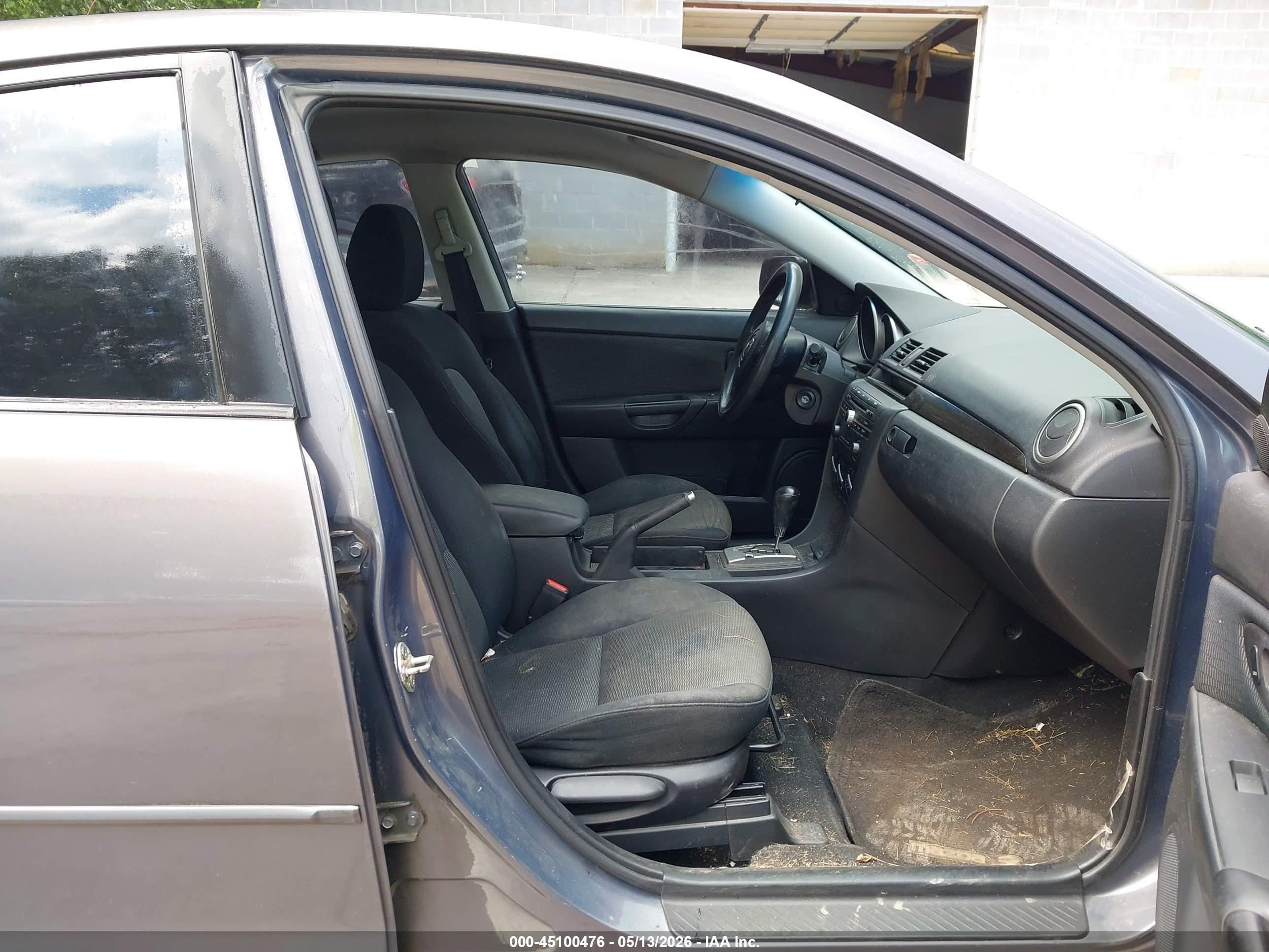 2008 Mazda Mazda3 I Gray vin: JM1BK12F881814011