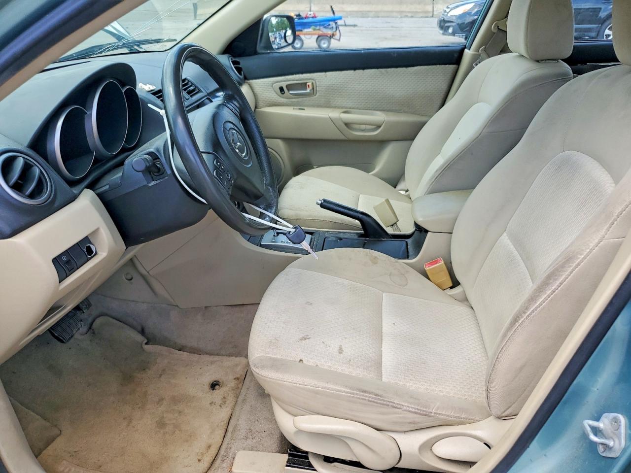 2004 Mazda 3 I Turquoise vin: JM1BK12F941167550