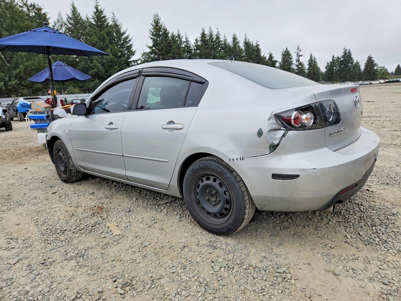 2004 Mazda 3 I Silver vin: JM1BK12F941175132