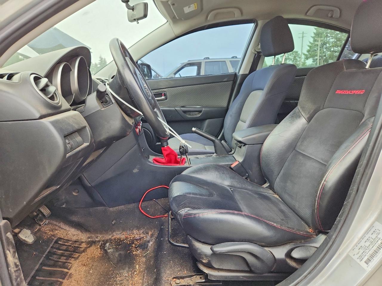2004 Mazda 3 I Silver vin: JM1BK12F941175132