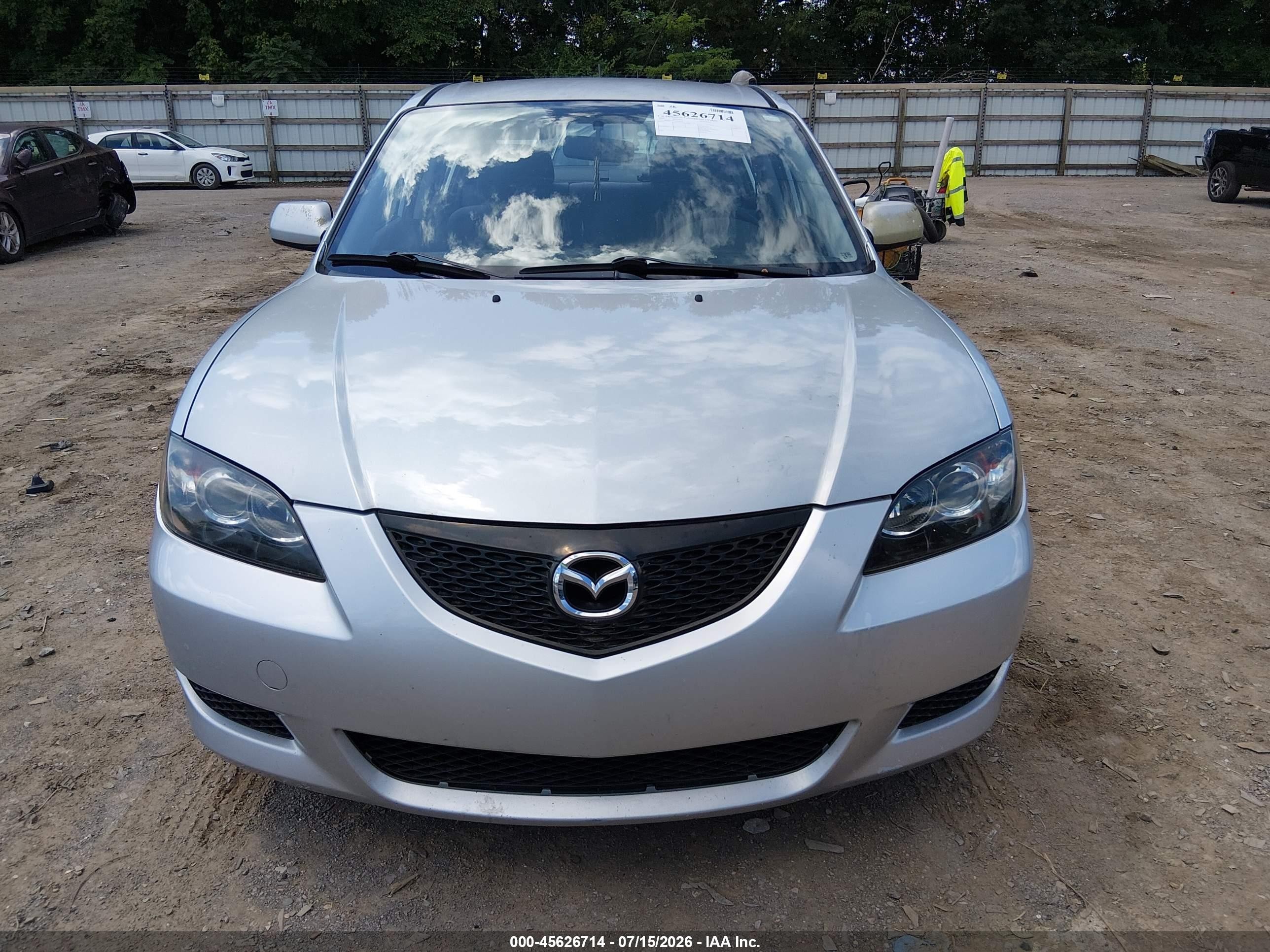 2005 Mazda Mazda3 I Серебряный vin: JM1BK12F951306058