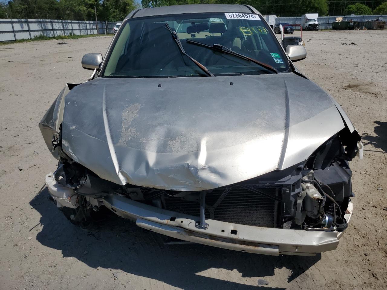 2004 Mazda 3 Silver vin: JM1BK12FX41176483