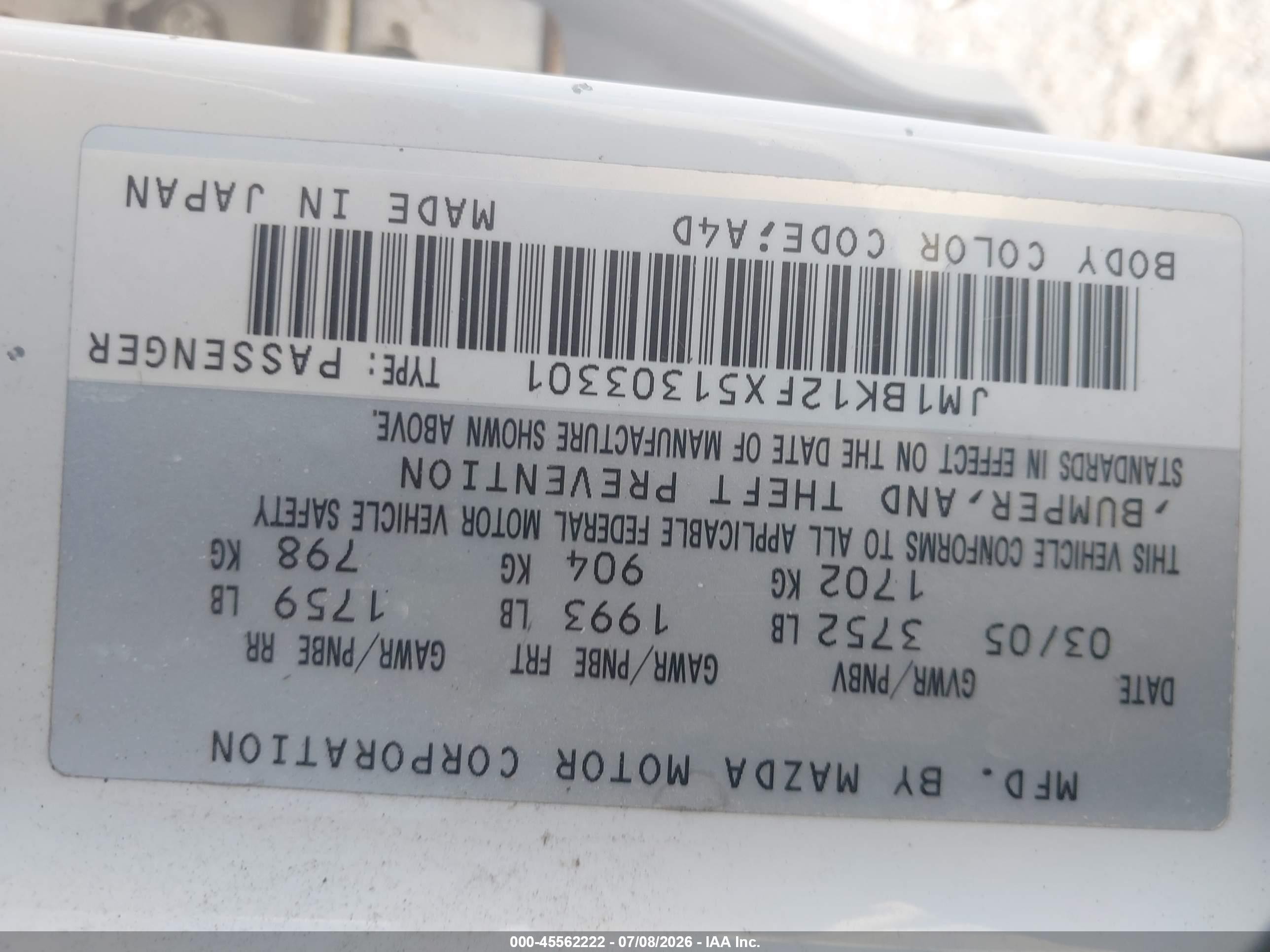2005 Mazda Mazda3 I White vin: JM1BK12FX51303301