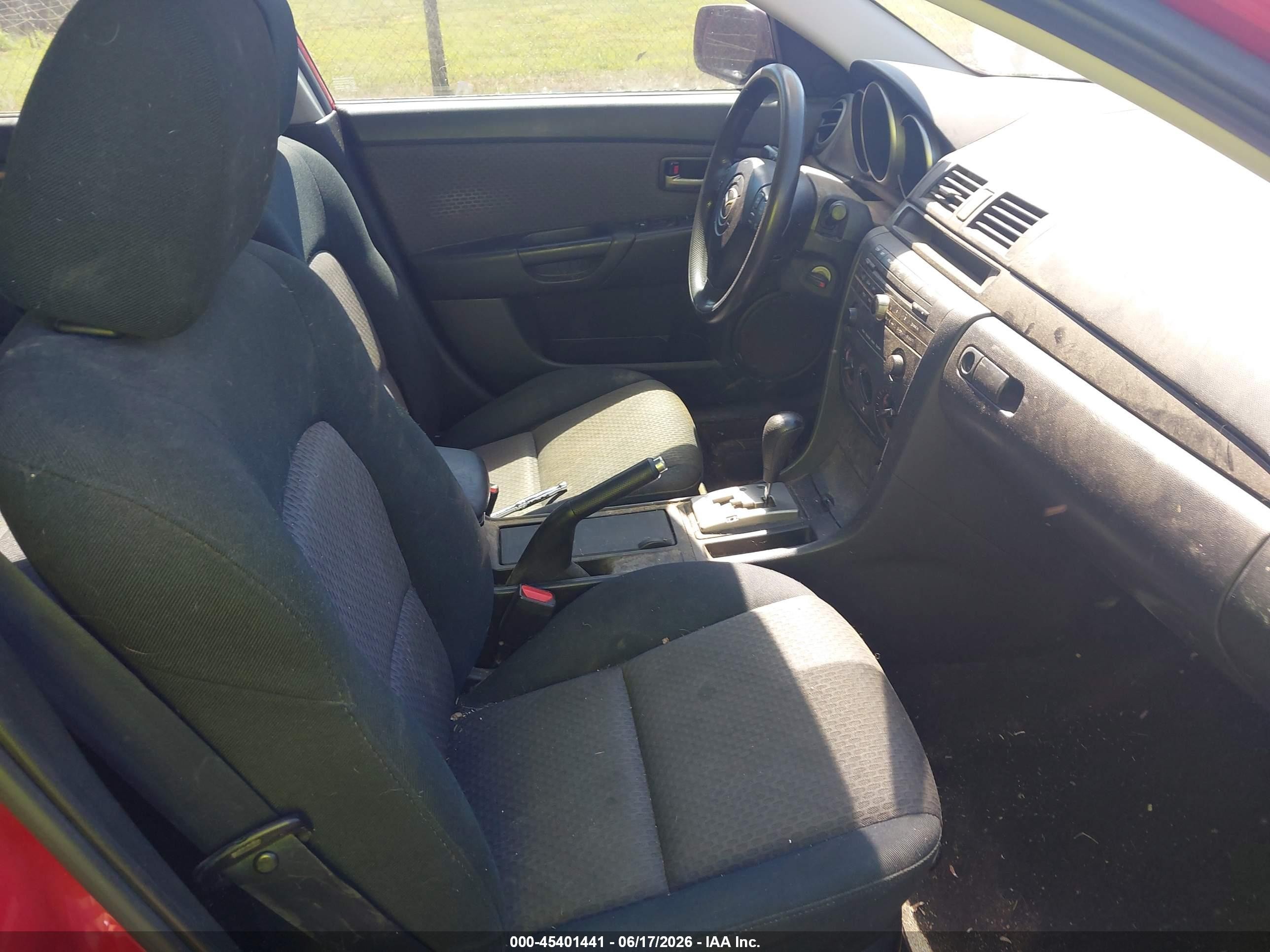 2006 Mazda Mazda3 I Touring Red vin: JM1BK12FX61501992