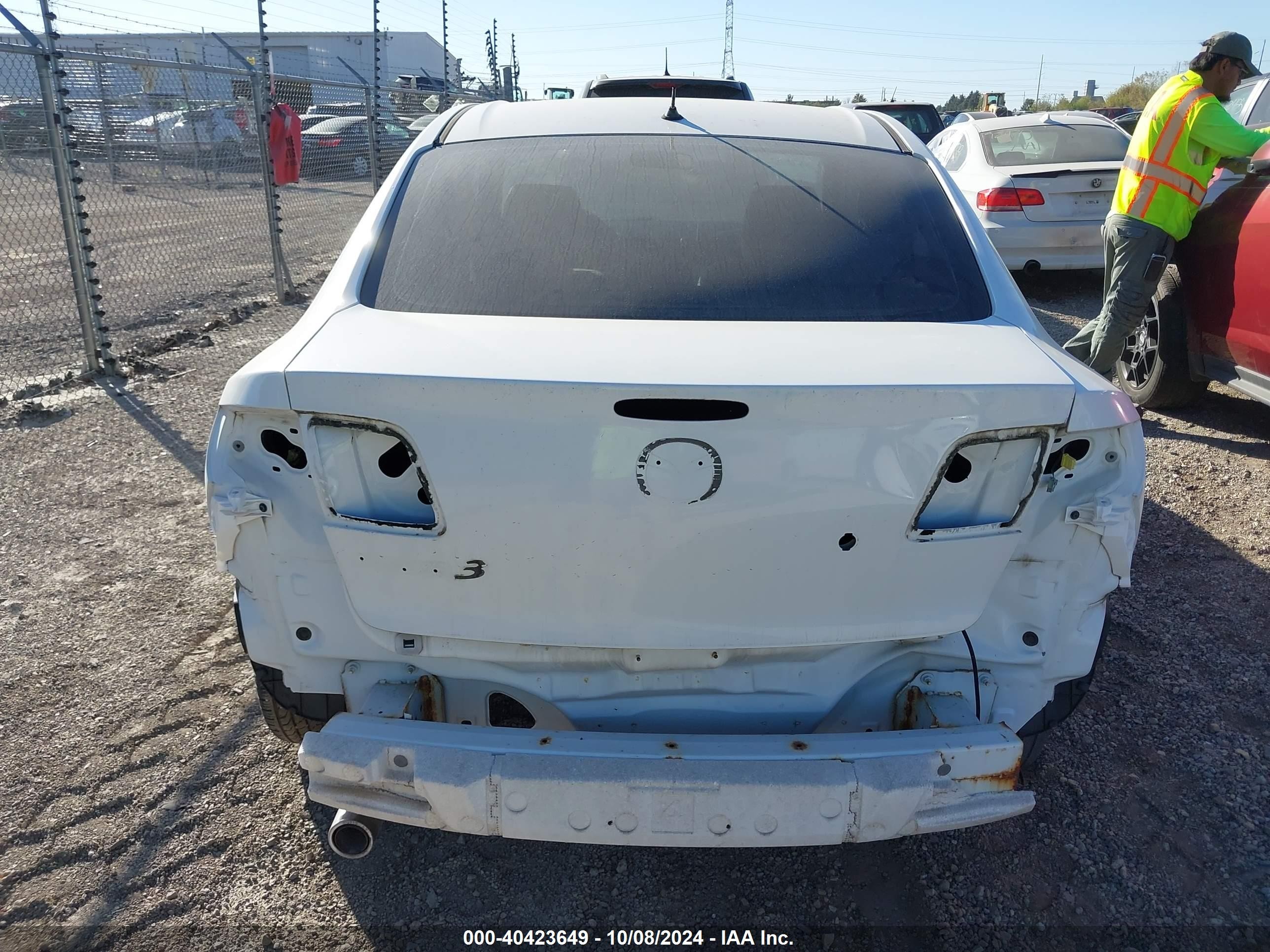 2007 Mazda Mazda3 I Белый vin: JM1BK12FX71641851