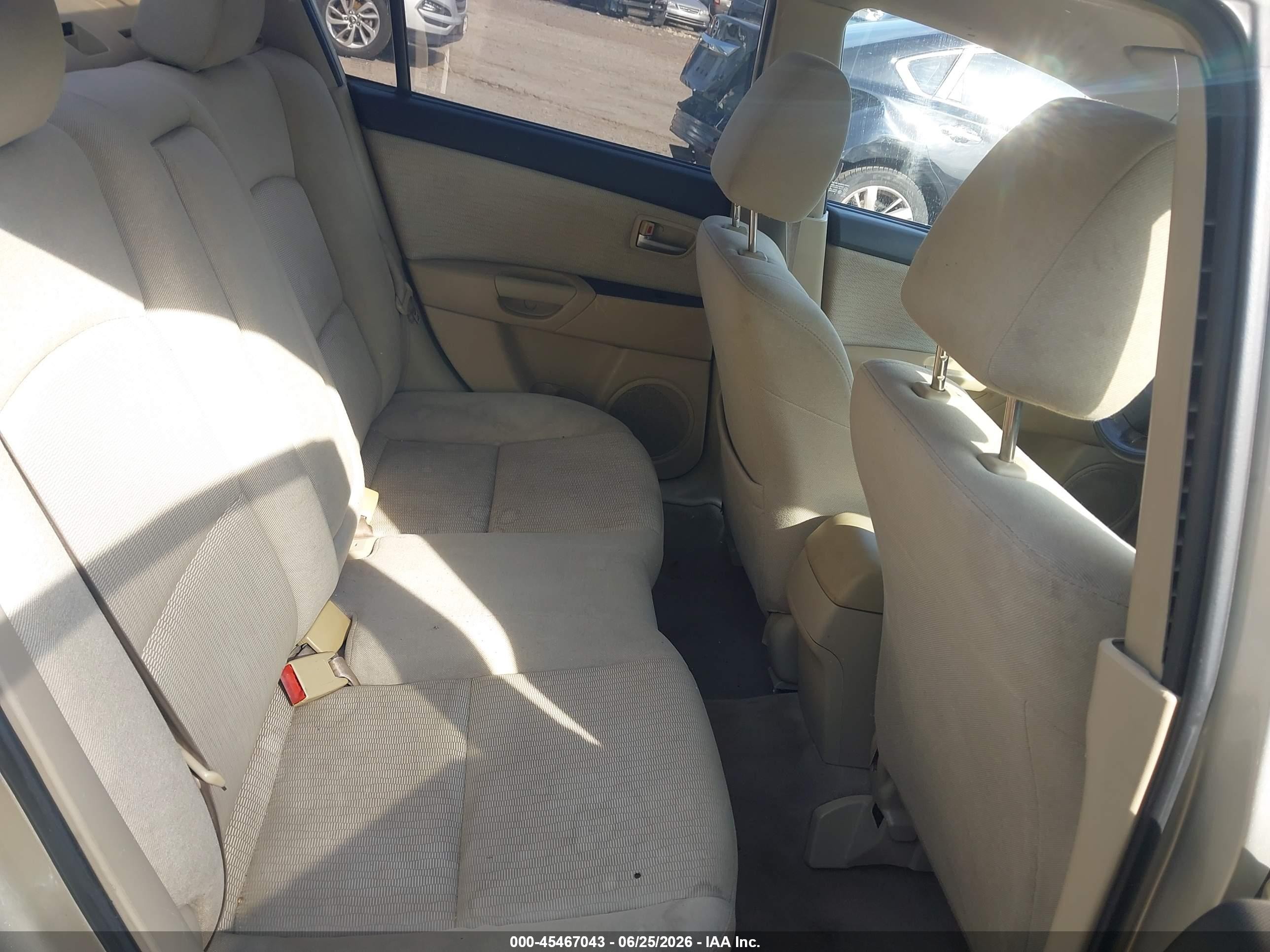 2007 Mazda Mazda3 I Tan vin: JM1BK12FX71711493