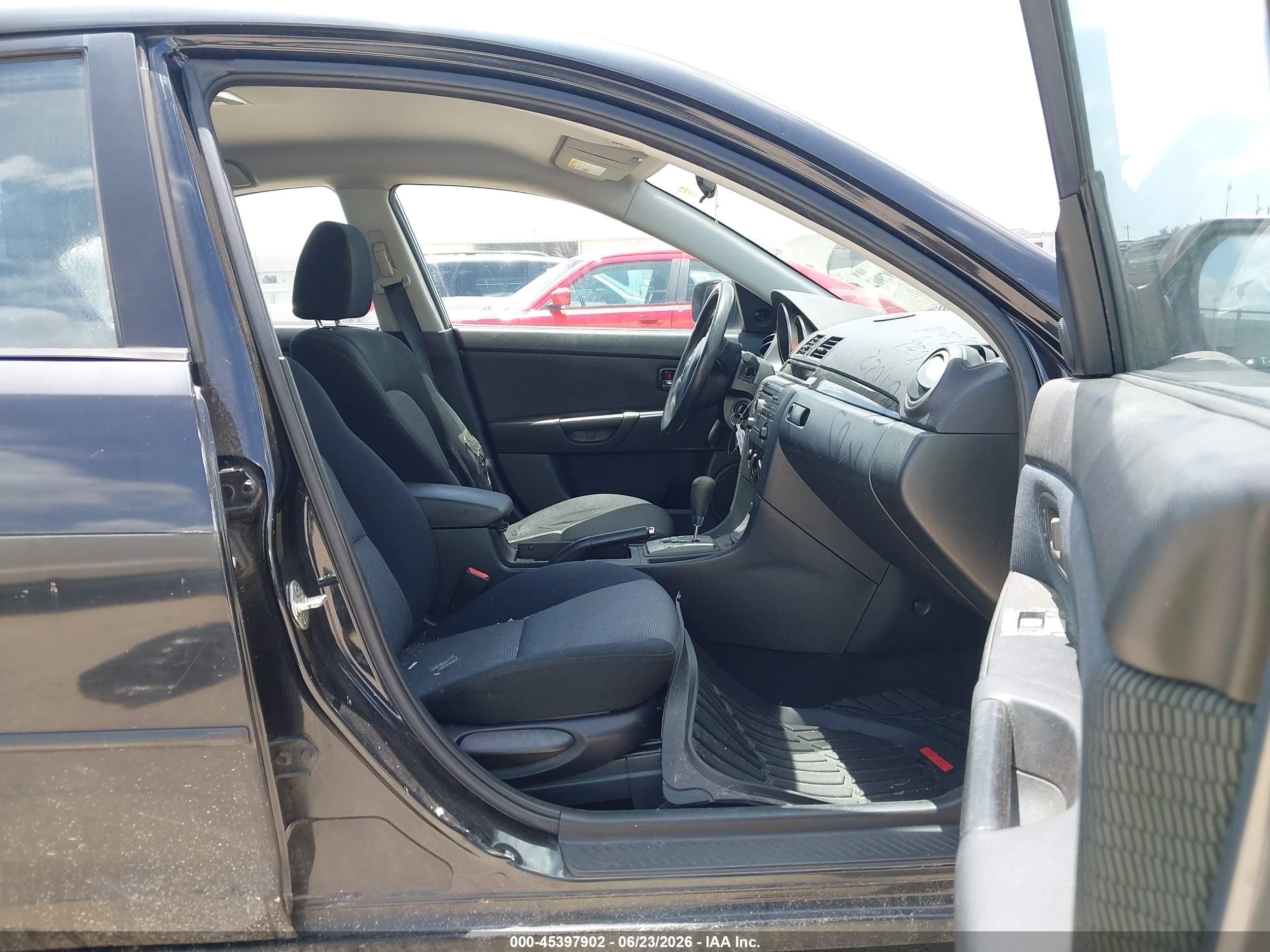 2008 Mazda Mazda3 I Sport Black vin: JM1BK12FX81138306