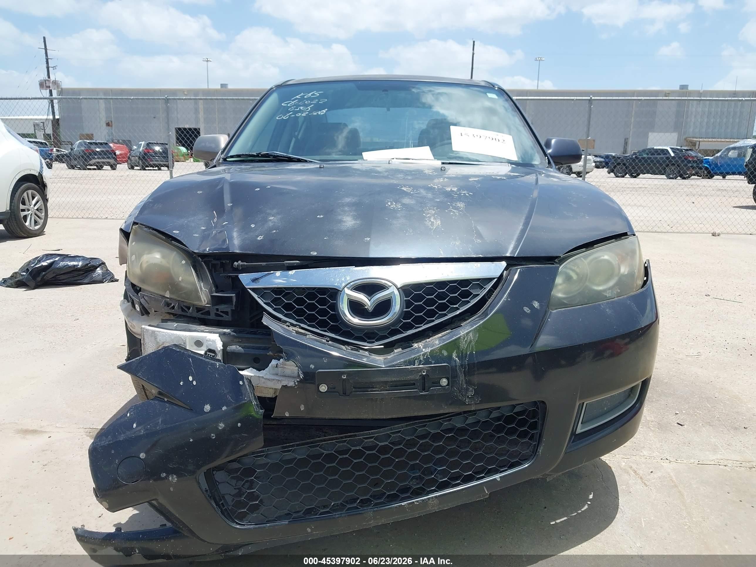2008 Mazda Mazda3 I Sport Black vin: JM1BK12FX81138306