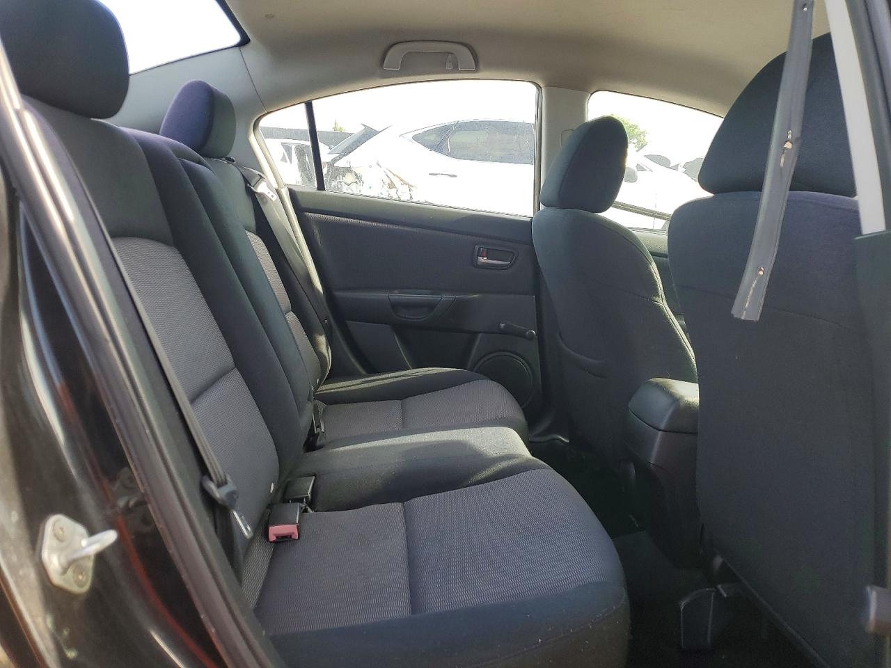 2008 Mazda 3 I Серый vin: JM1BK12FX81778791
