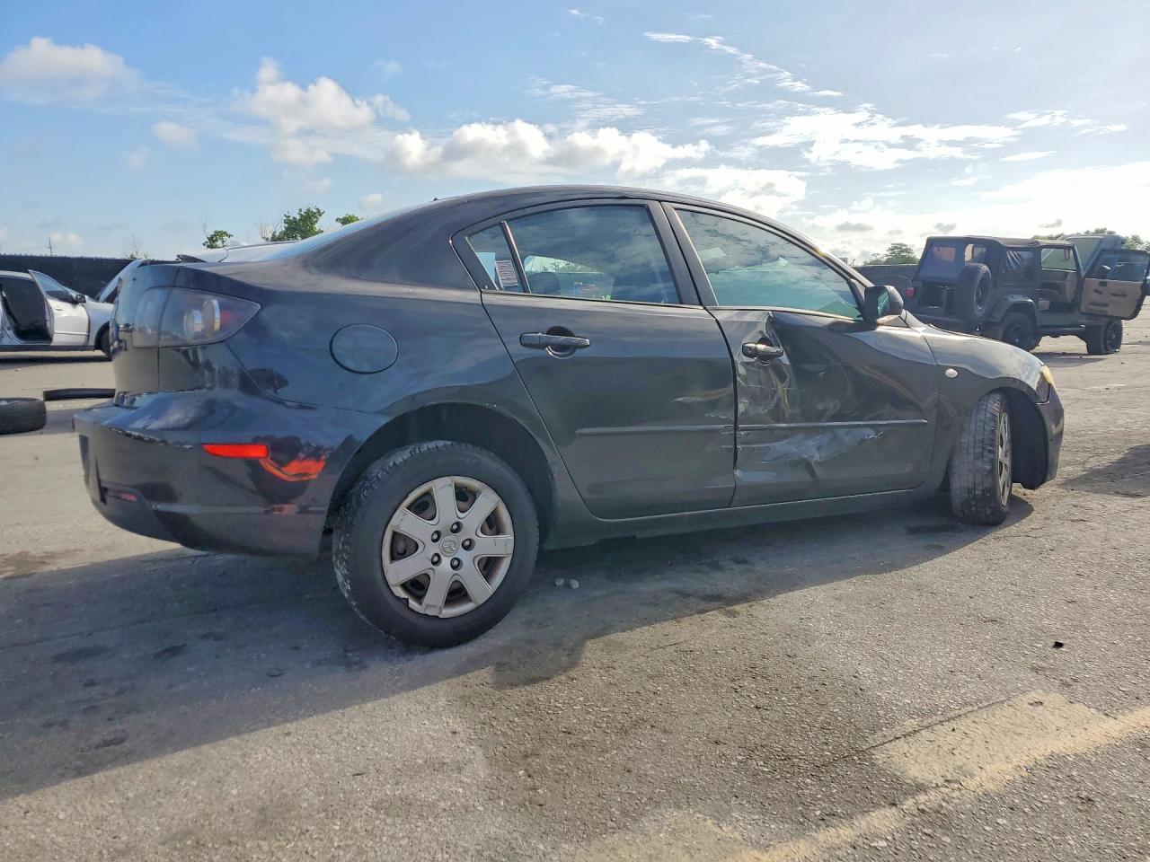 2008 Mazda 3 I Серый vin: JM1BK12FX81778791