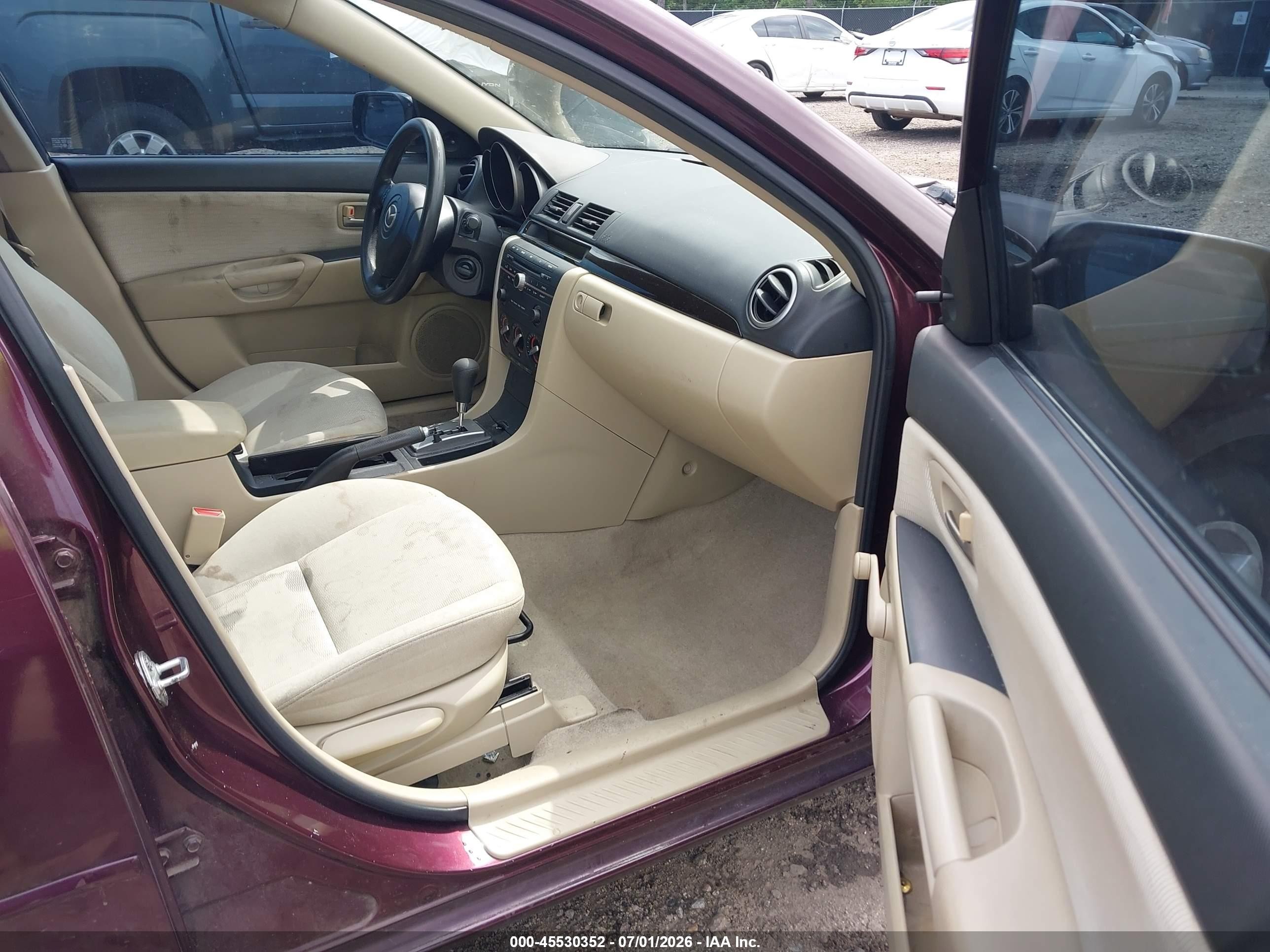 2008 Mazda Mazda3 I Sport Burgundy vin: JM1BK12G081871277