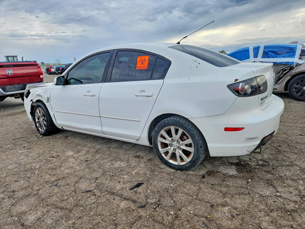 2007 Mazda 3 I White vin: JM1BK12G171724058