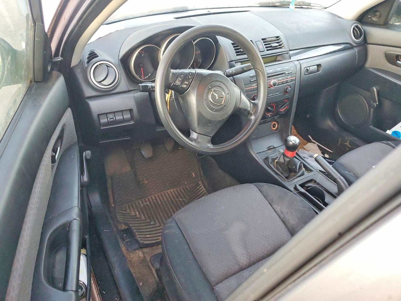 2006 Mazda 3 I Серый vin: JM1BK12G261481326